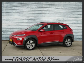 Hoofdafbeelding Hyundai Kona Hyundai Kona EV Comfort 64 kWh Trekhaak Carplay Navi Psensor