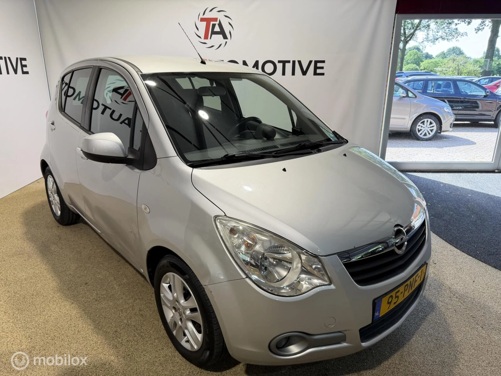 Hoofdafbeelding Opel Agila
