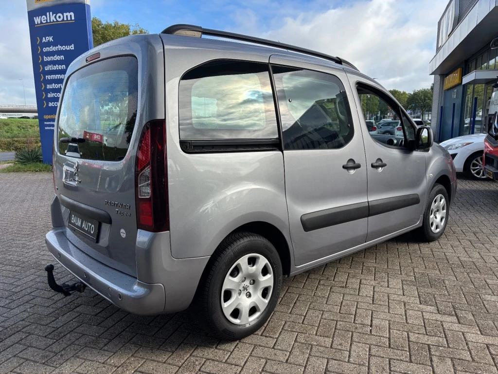 Hoofdafbeelding Peugeot Partner
