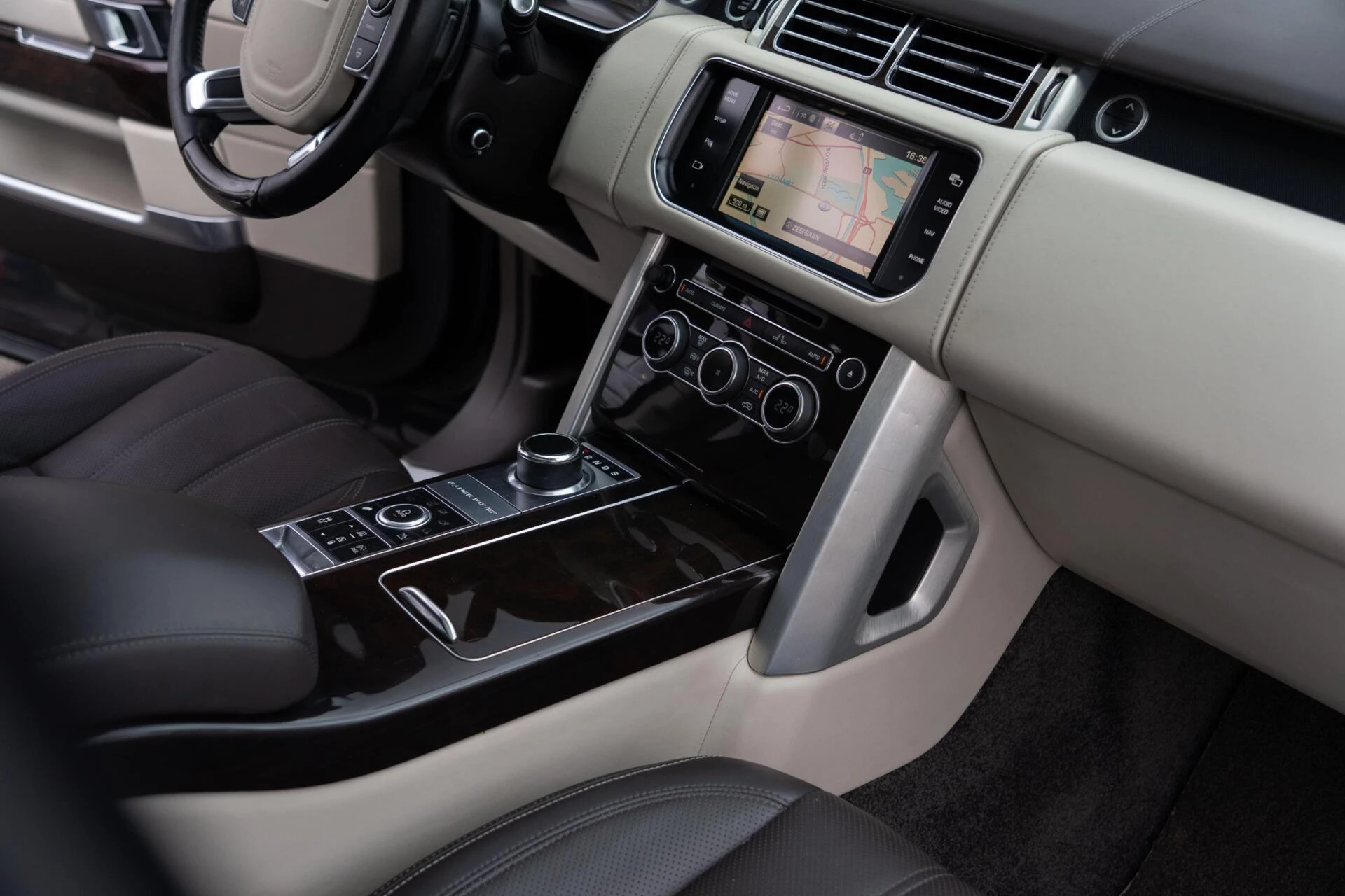 Hoofdafbeelding Land Rover Range Rover