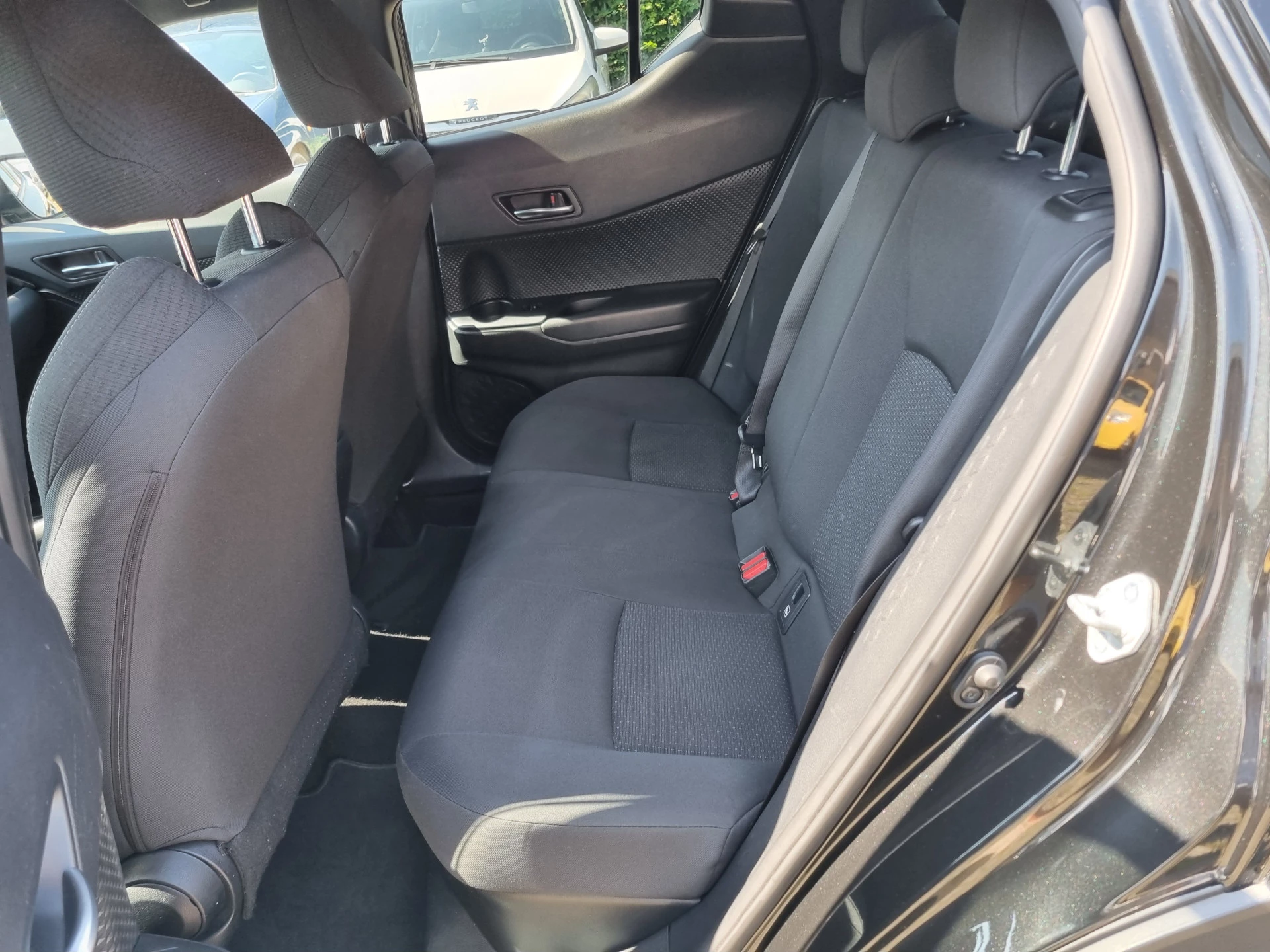 Hoofdafbeelding Toyota C-HR