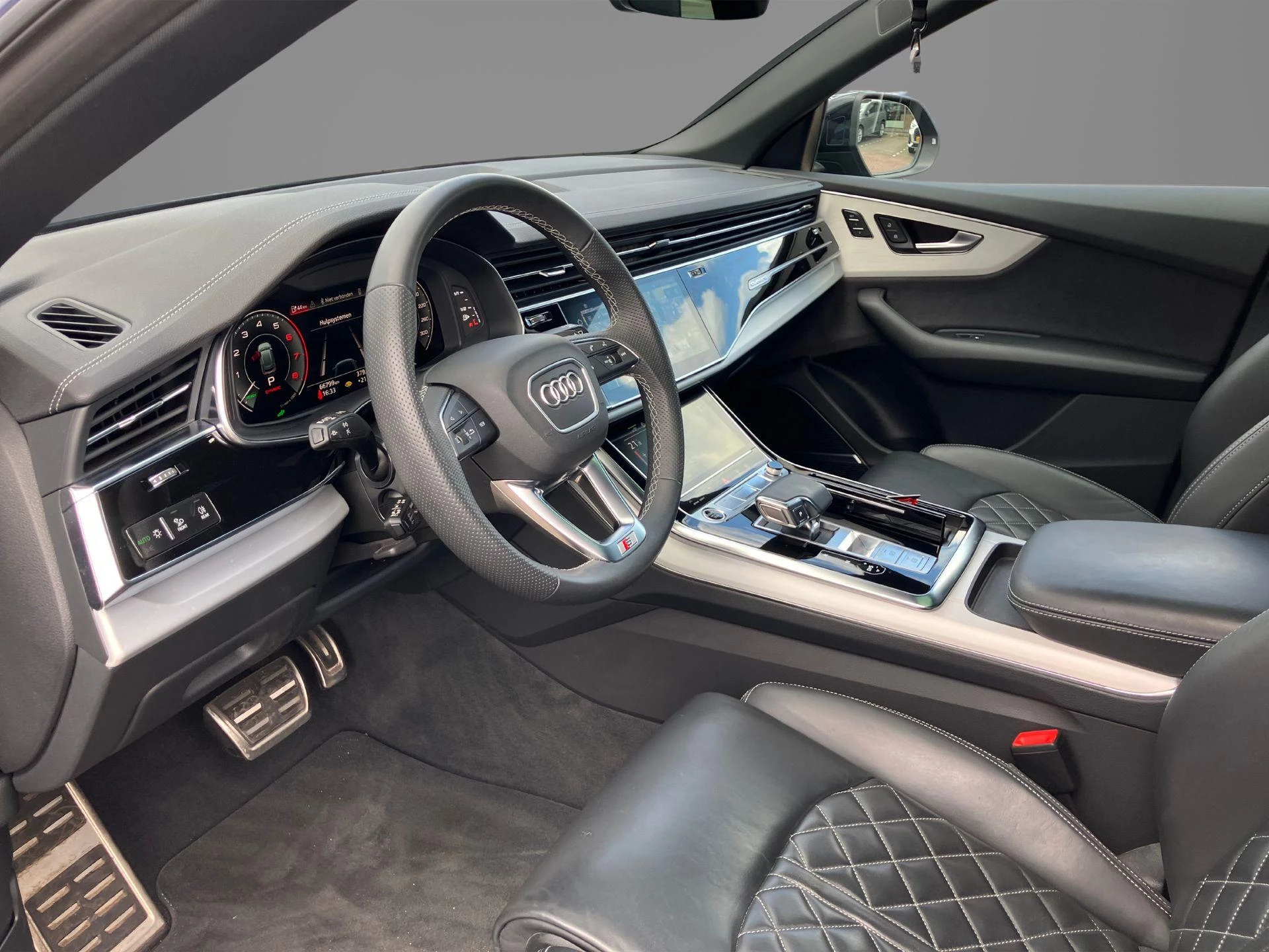 Hoofdafbeelding Audi Q8