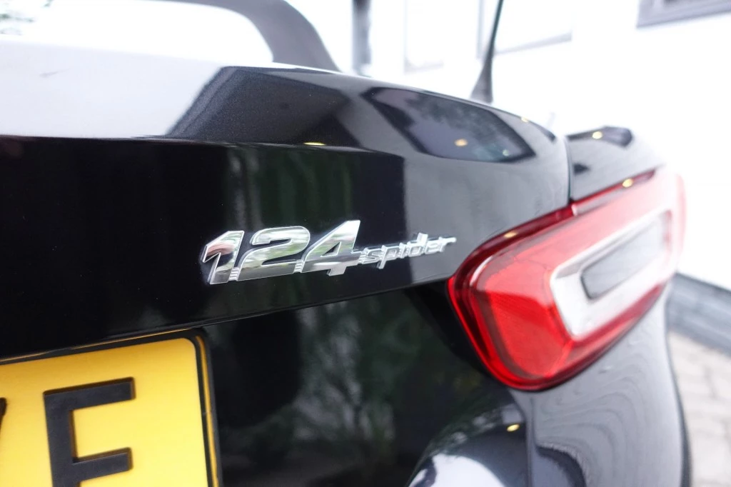 Hoofdafbeelding Fiat 124 Spider