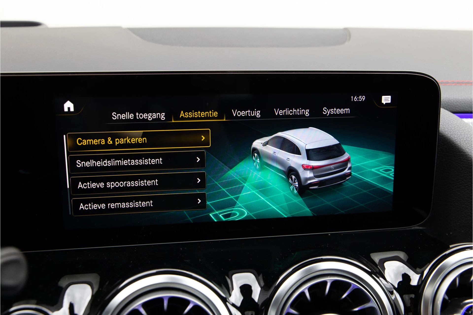 Hoofdafbeelding Mercedes-Benz EQA