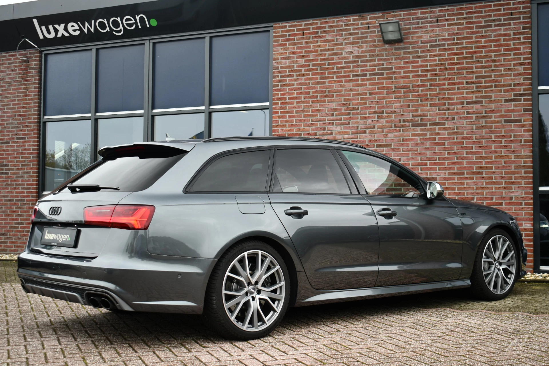 Hoofdafbeelding Audi S6