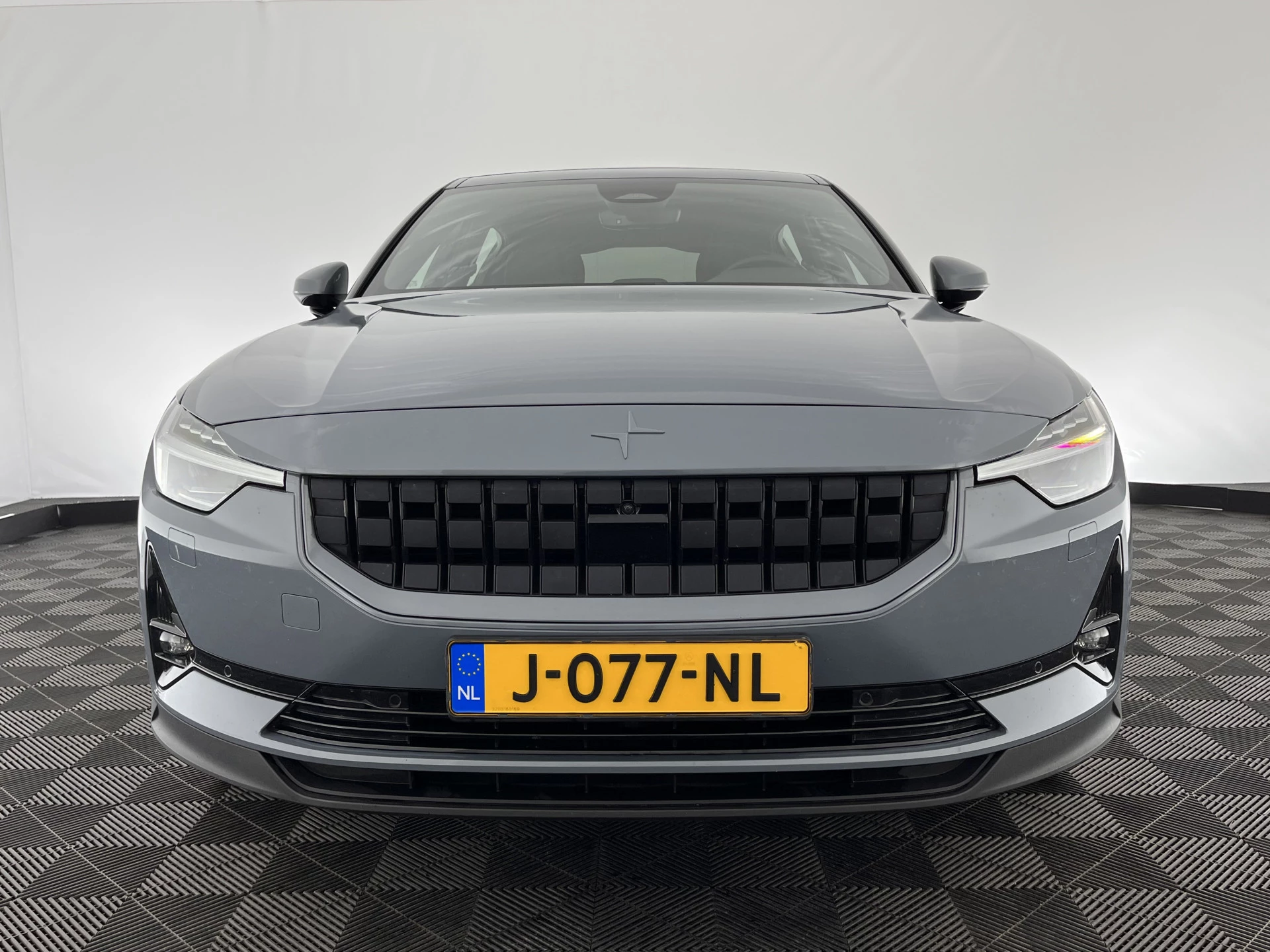 Hoofdafbeelding Polestar 2