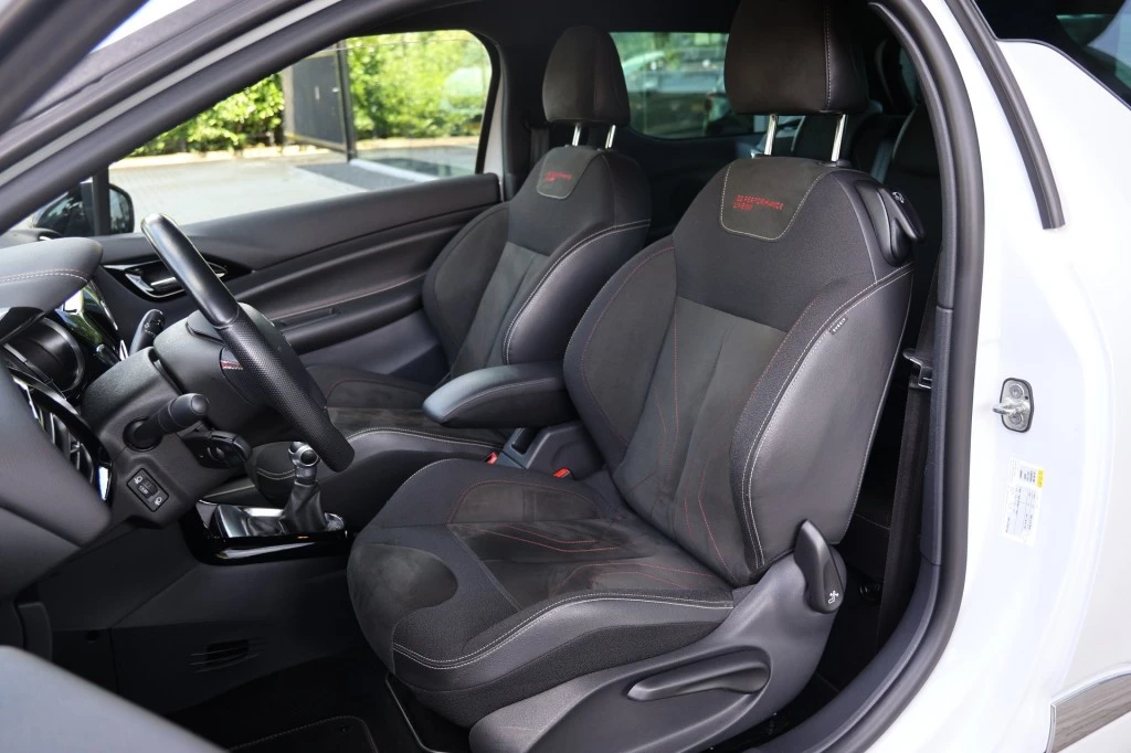 Hoofdafbeelding DS DS 3