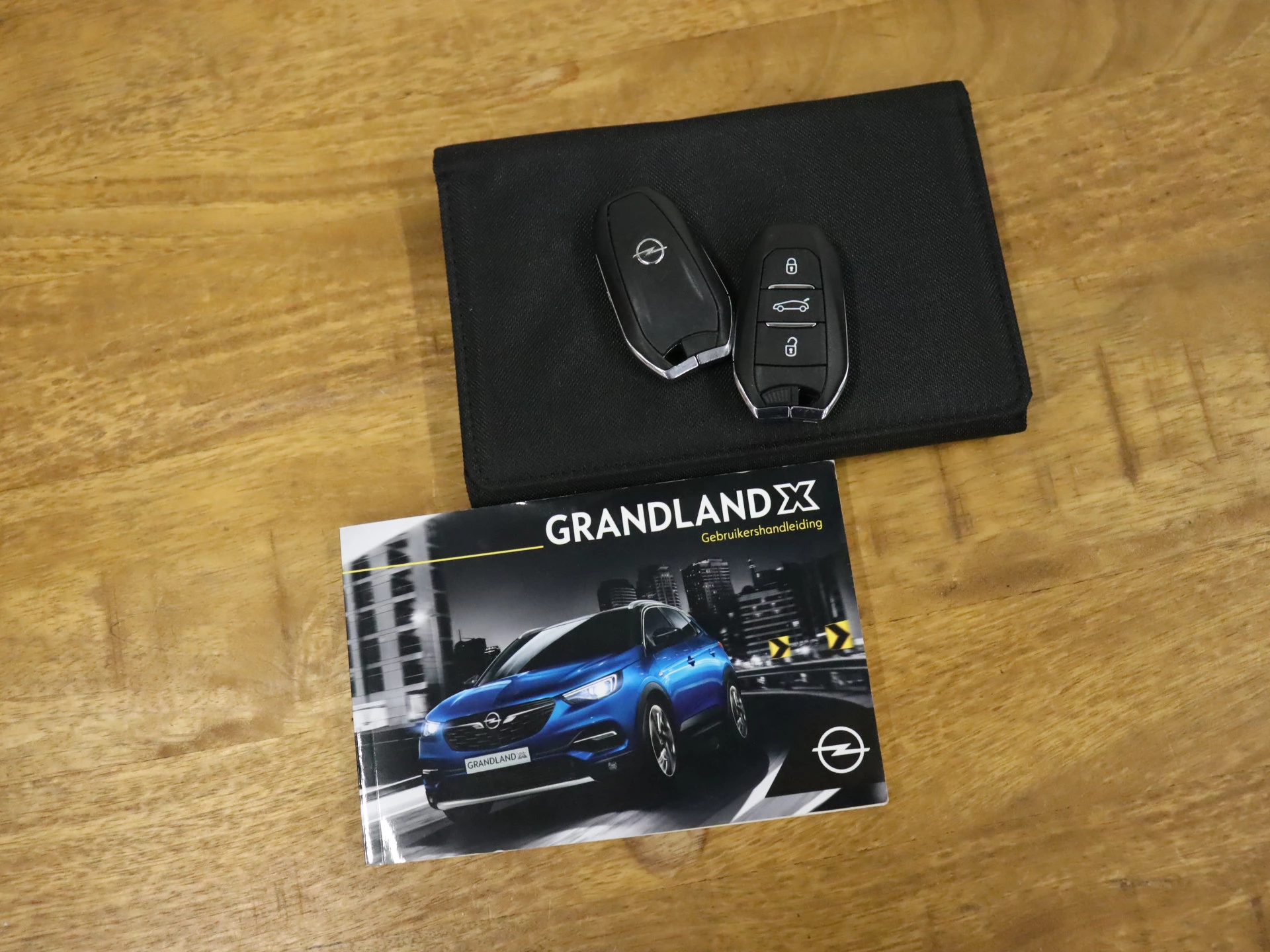 Hoofdafbeelding Opel Grandland X