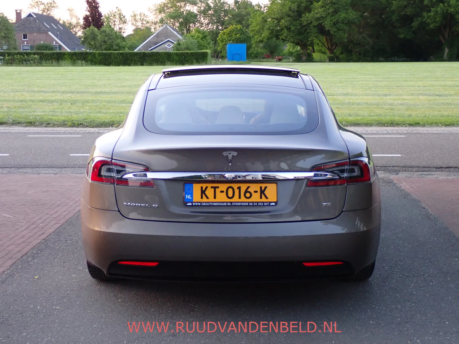 Hoofdafbeelding Tesla Model S