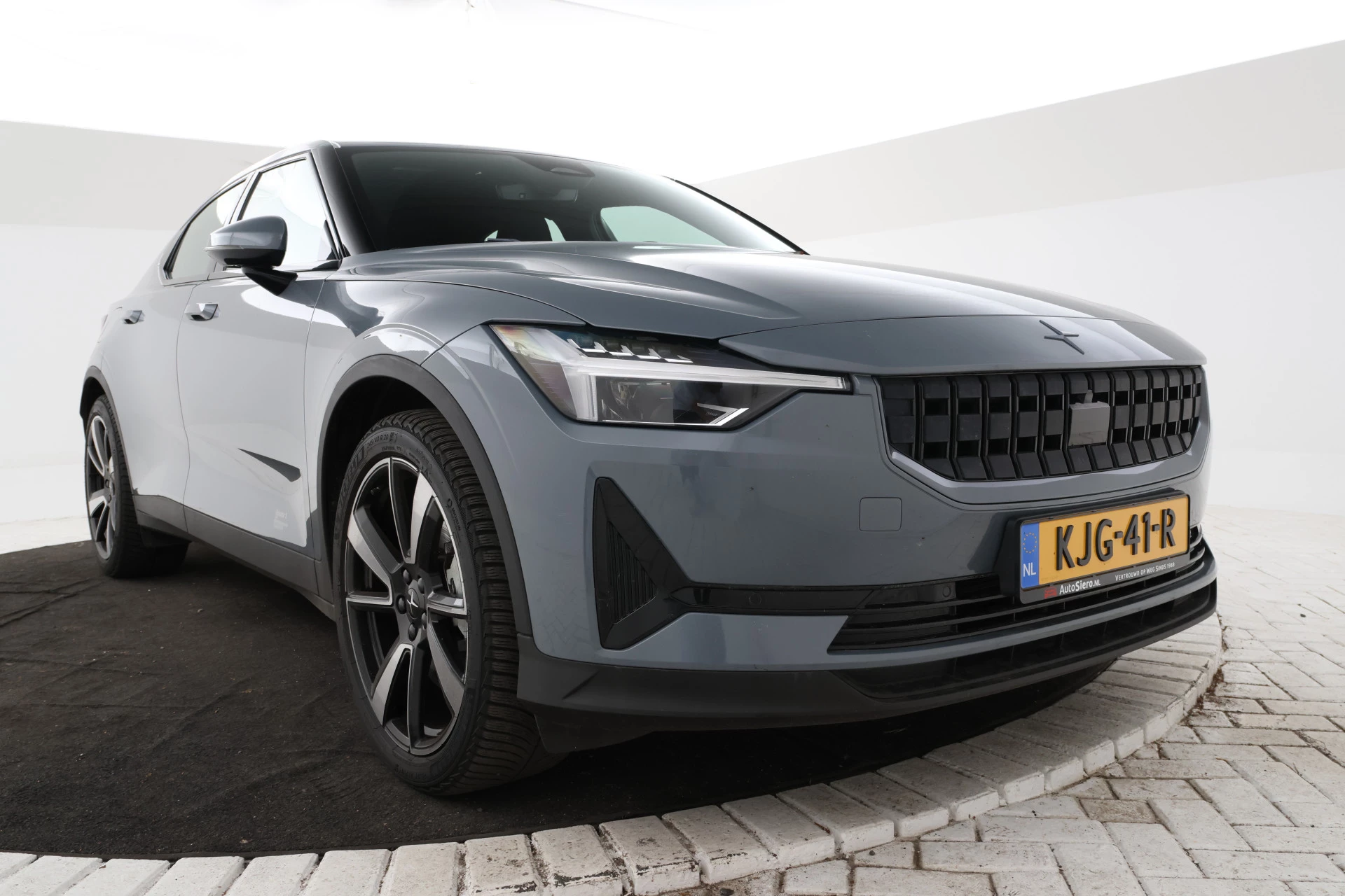 Hoofdafbeelding Polestar 2