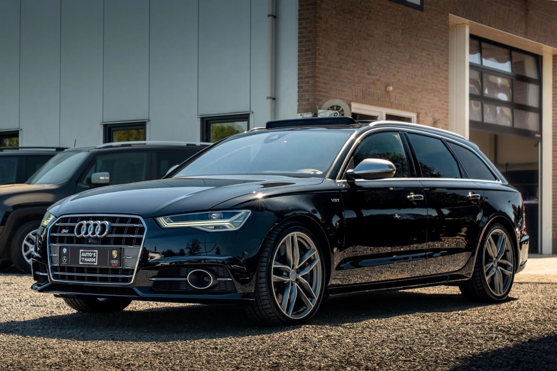 Hoofdafbeelding Audi S6