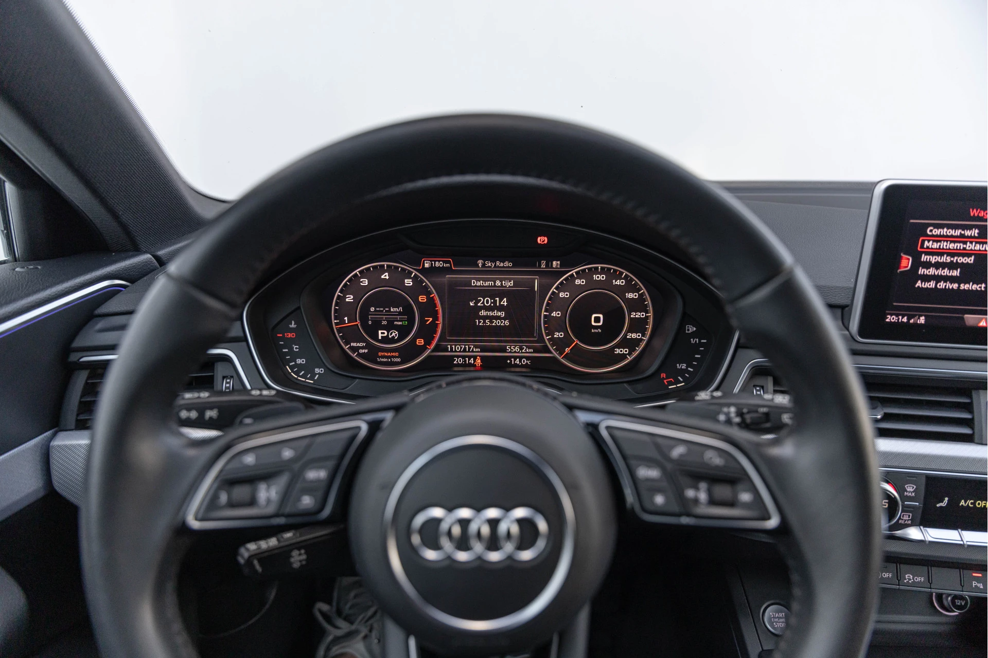 Hoofdafbeelding Audi A4