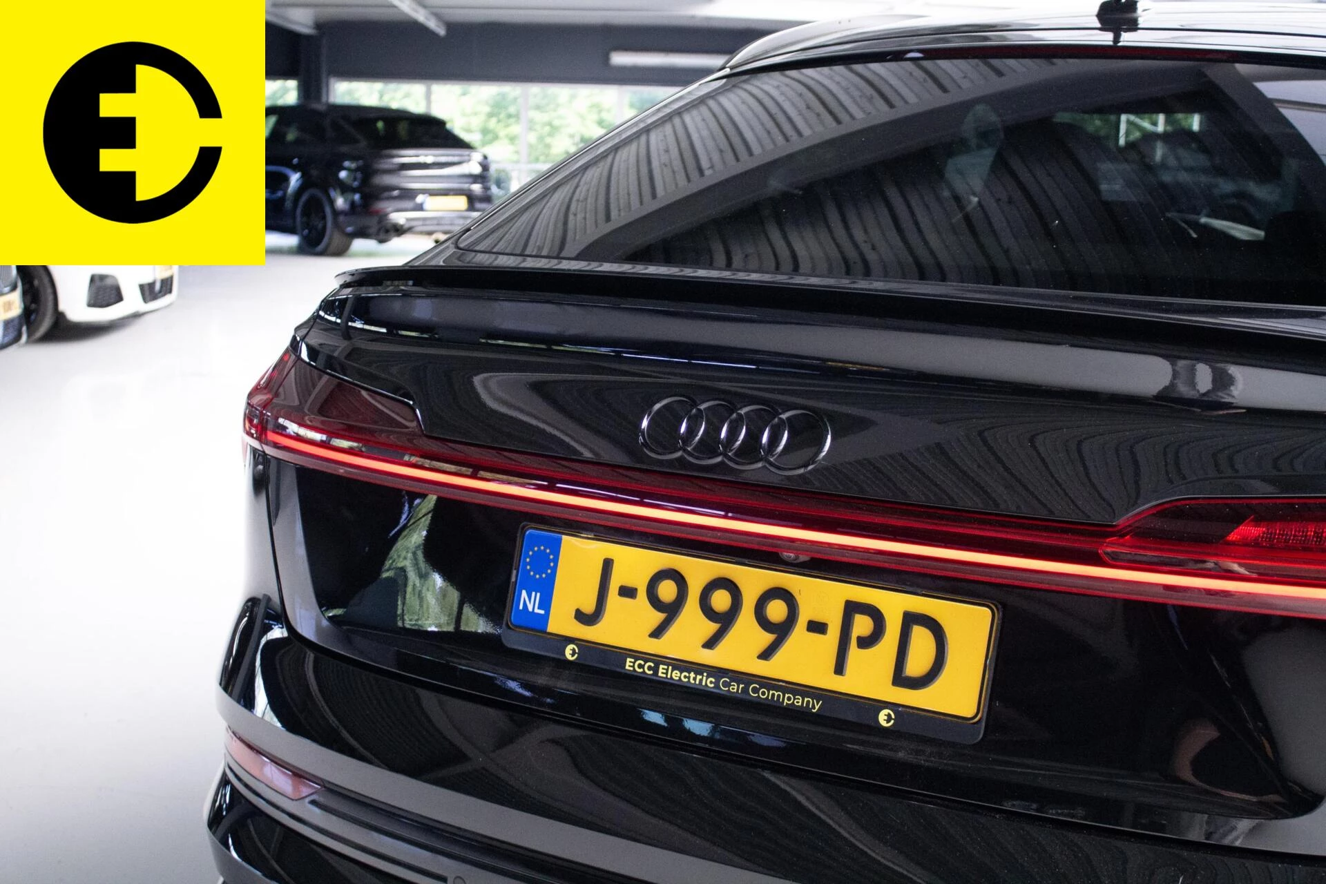 Hoofdafbeelding Audi e-tron
