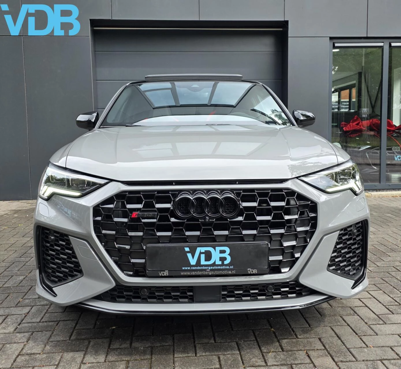 Hoofdafbeelding Audi RSQ3