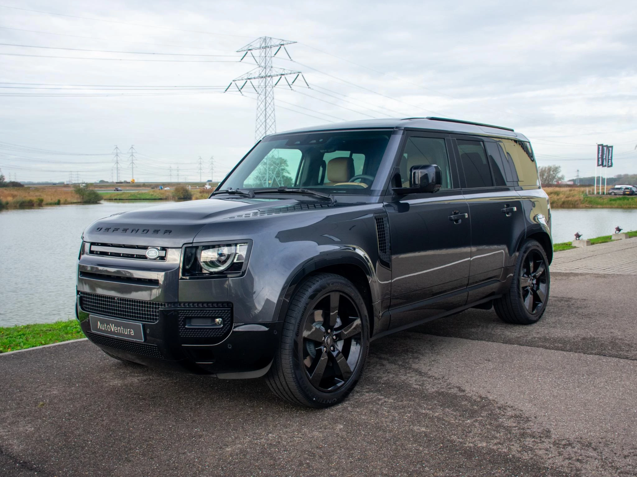 Hoofdafbeelding Land Rover Defender