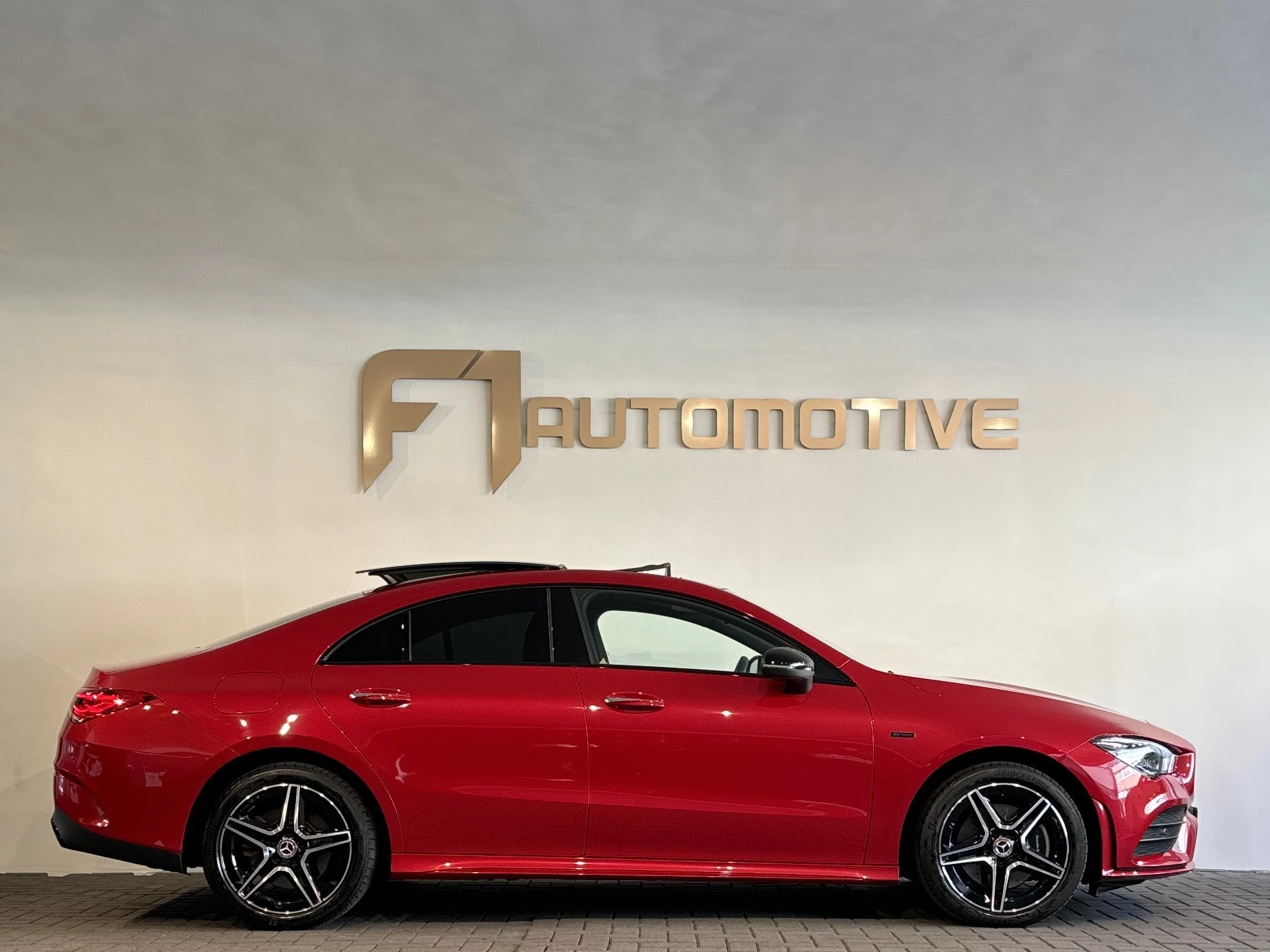 Hoofdafbeelding Mercedes-Benz CLA