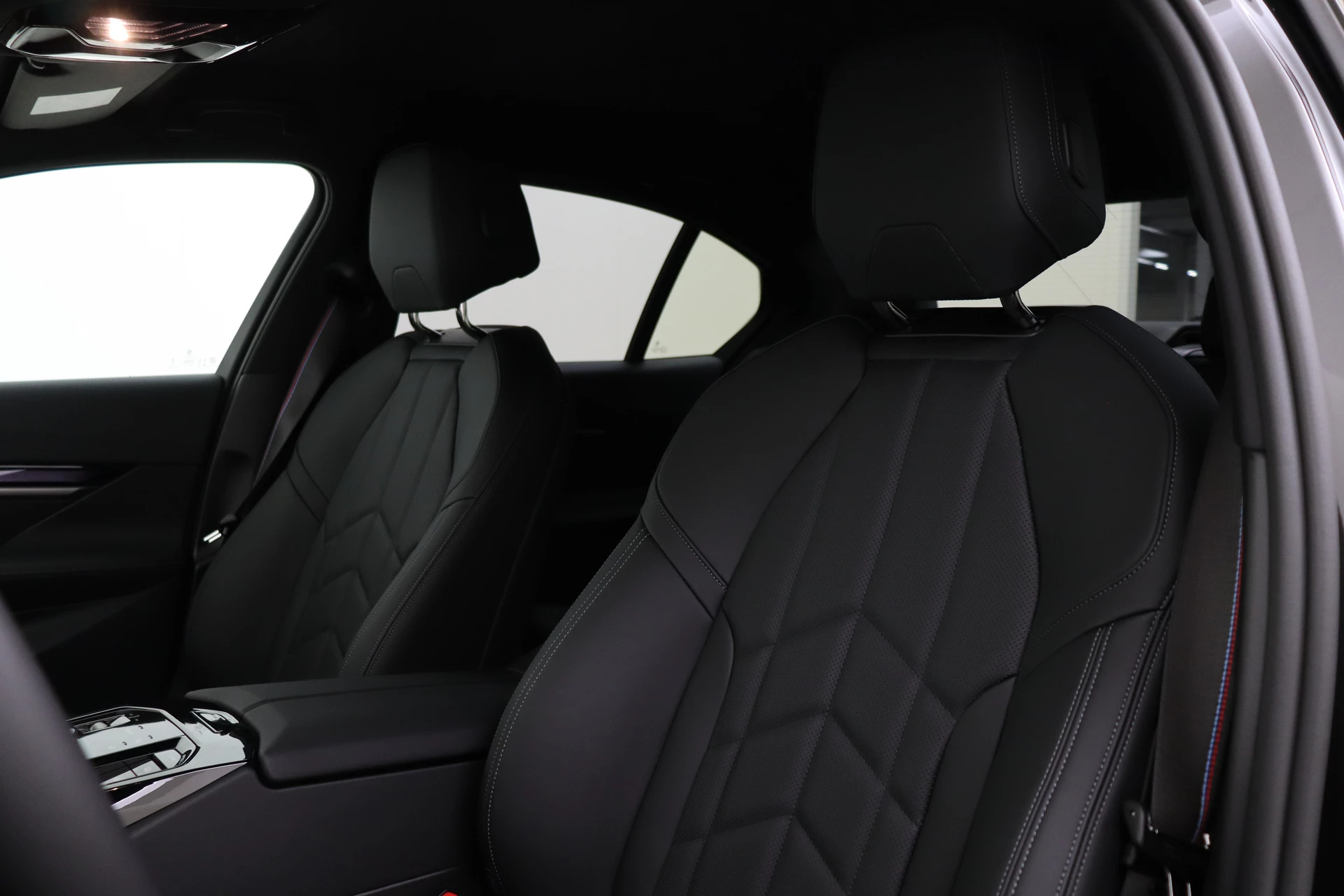 Hoofdafbeelding BMW i5