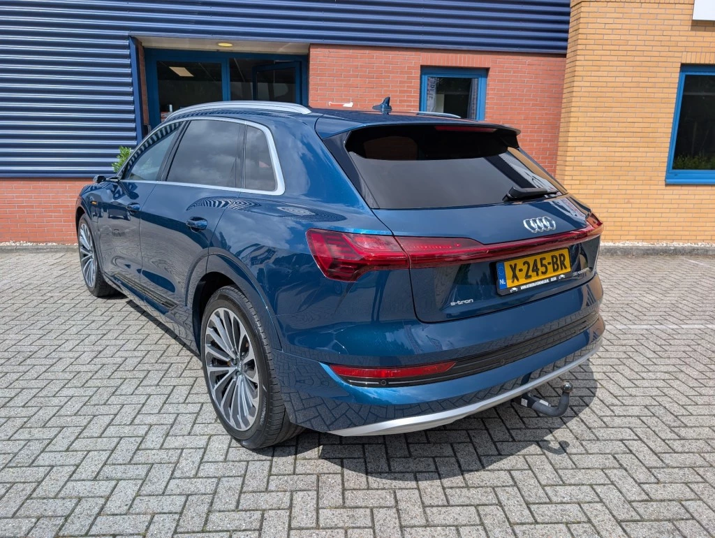 Hoofdafbeelding Audi e-tron