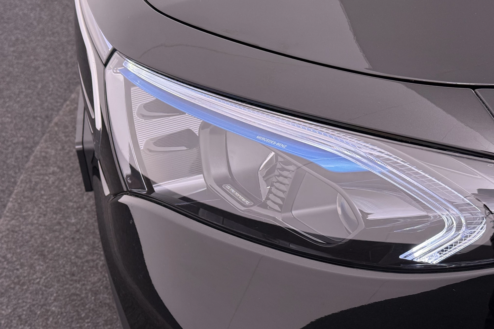 Hoofdafbeelding Mercedes-Benz EQB