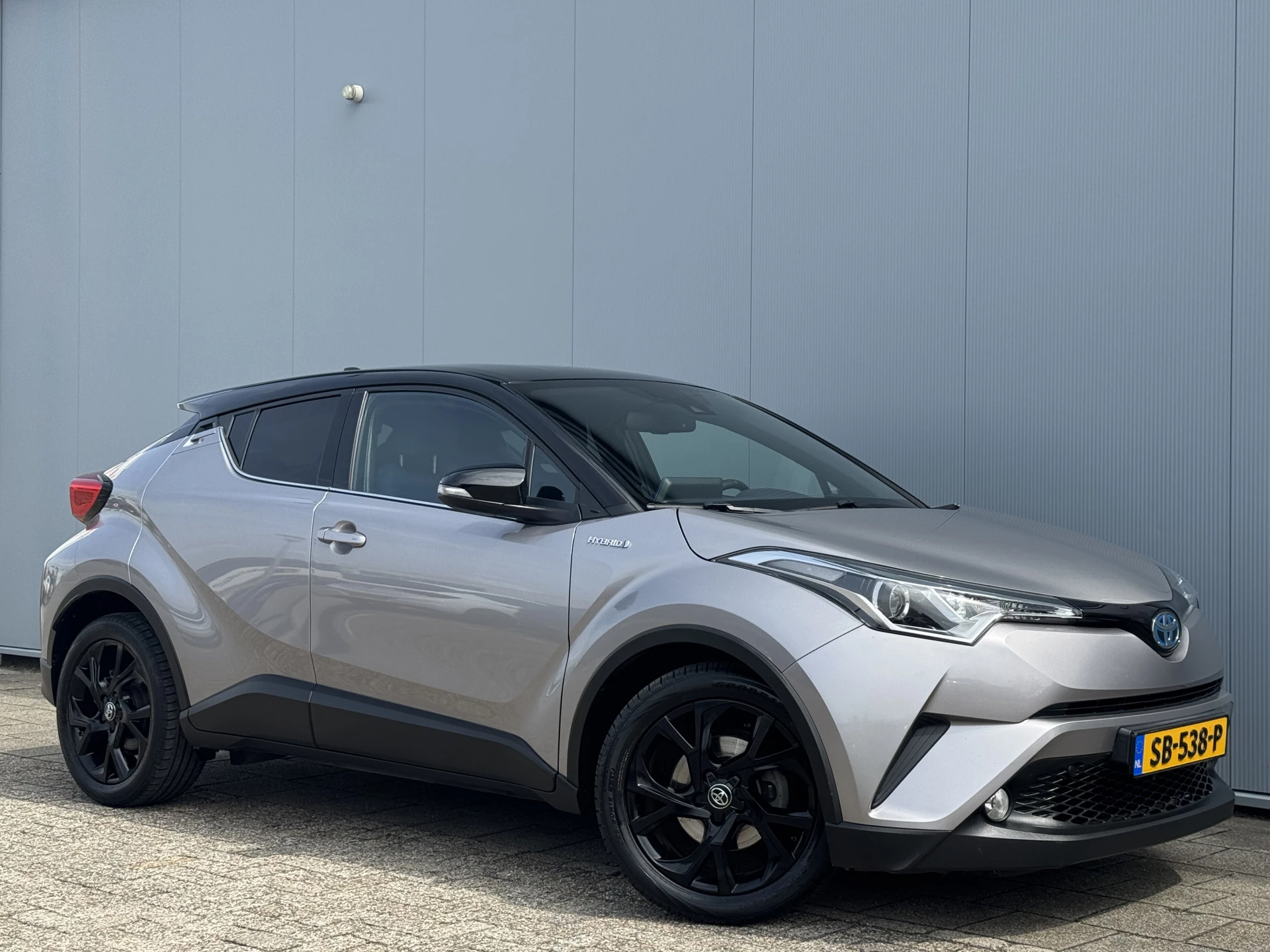 Hoofdafbeelding Toyota C-HR