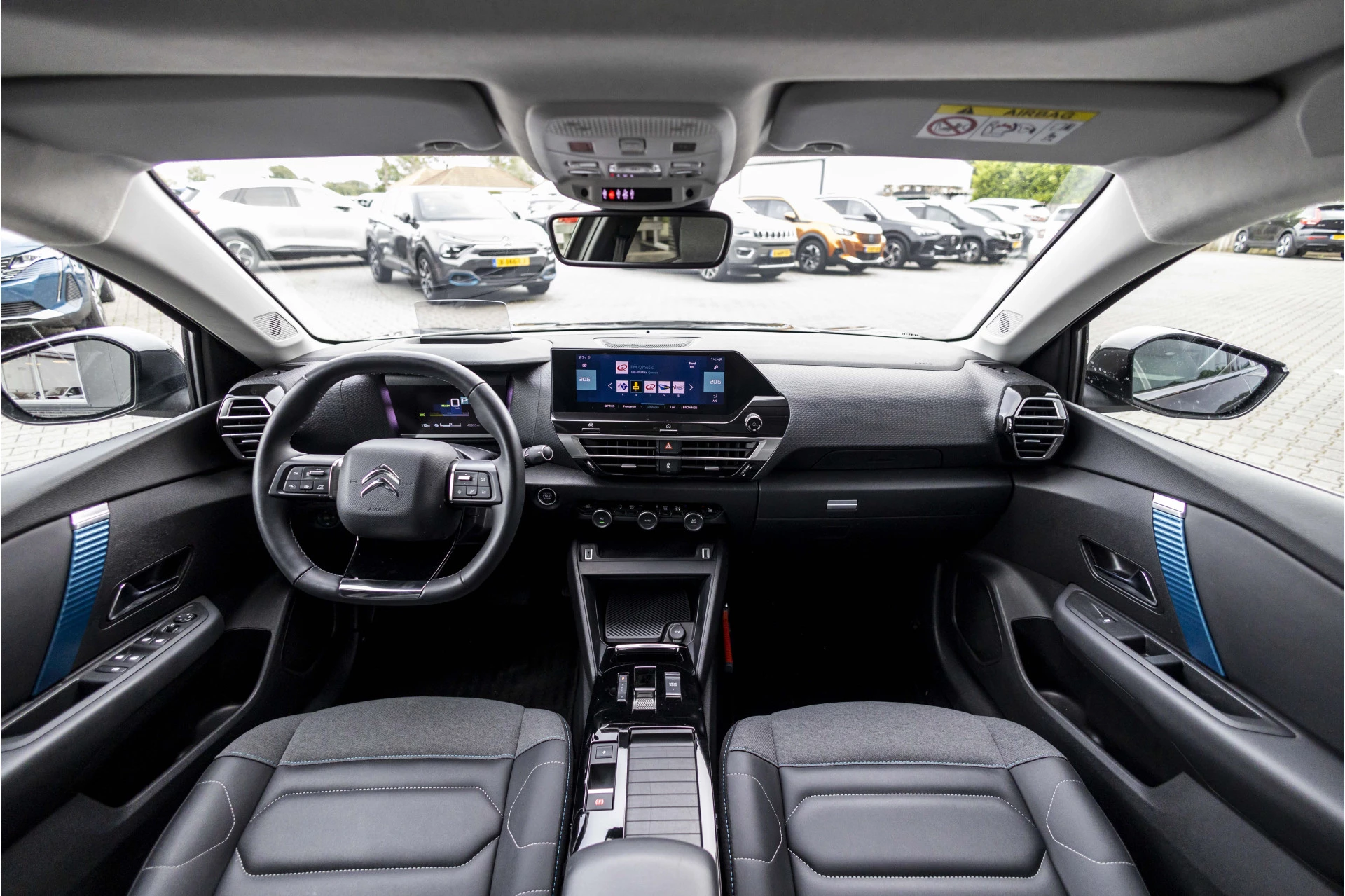 Hoofdafbeelding Citroën ë-C4