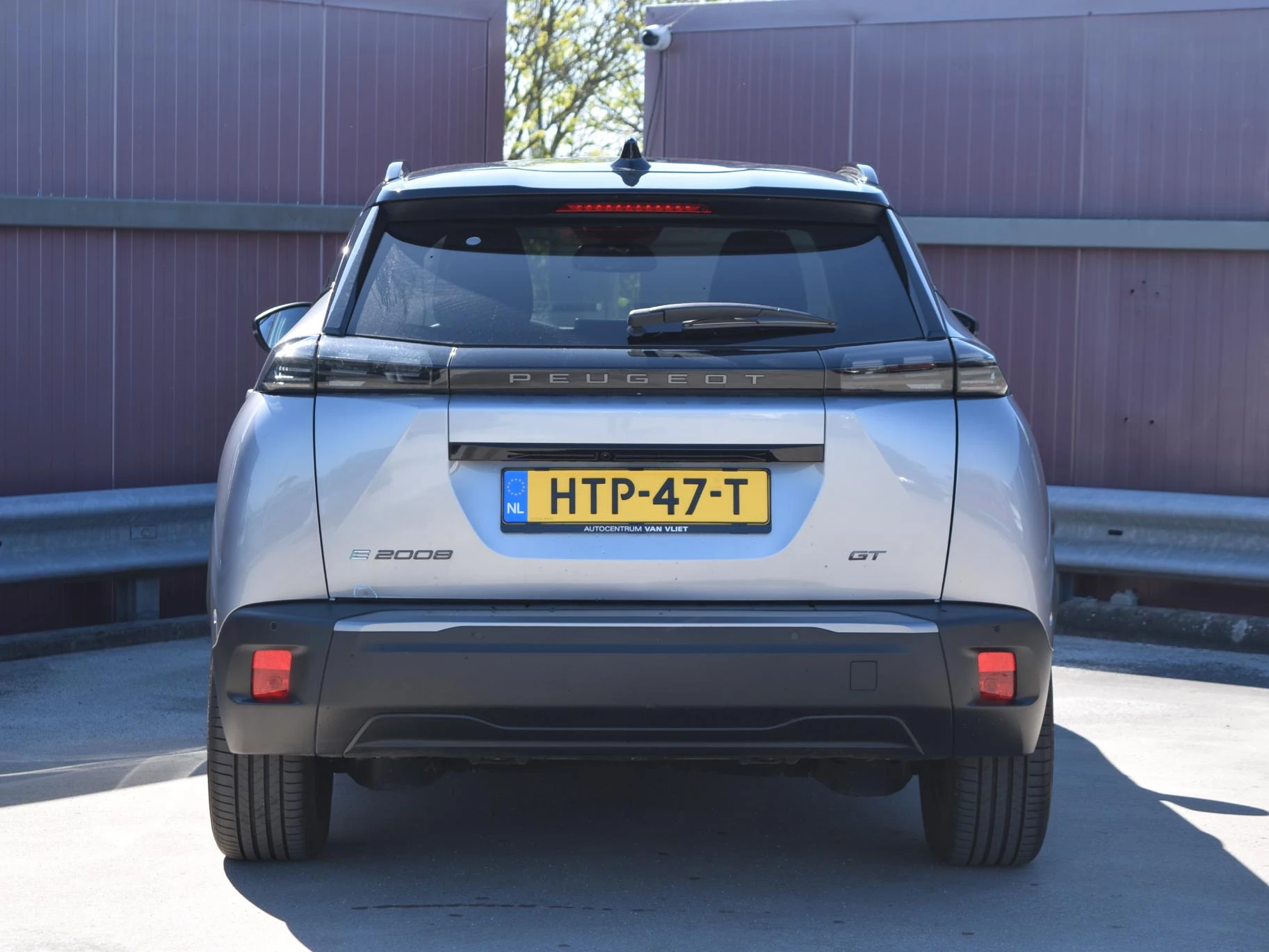 Hoofdafbeelding Peugeot e-2008