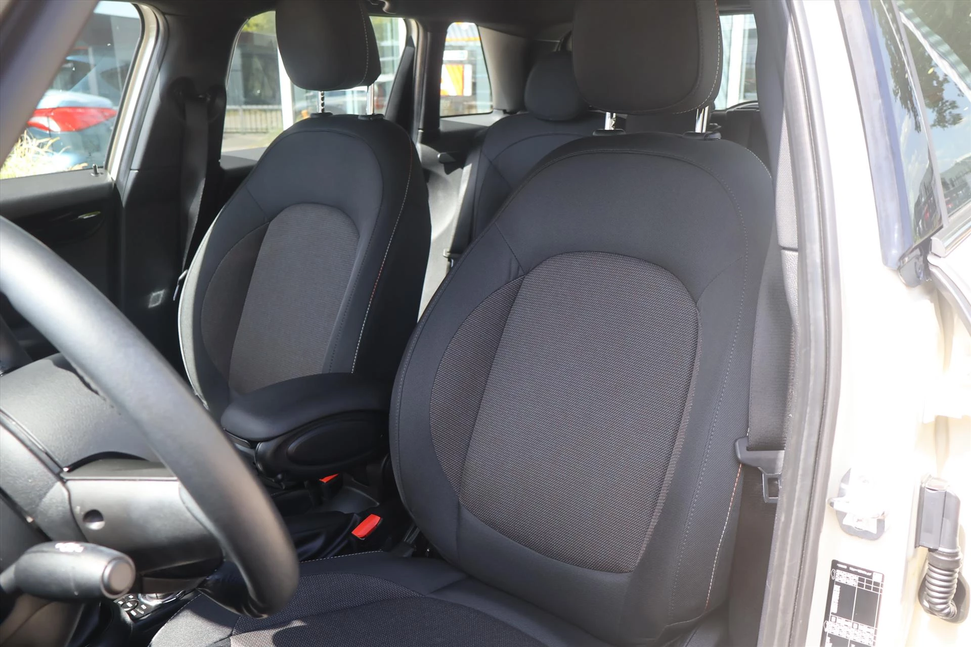 Hoofdafbeelding MINI 5-deurs
