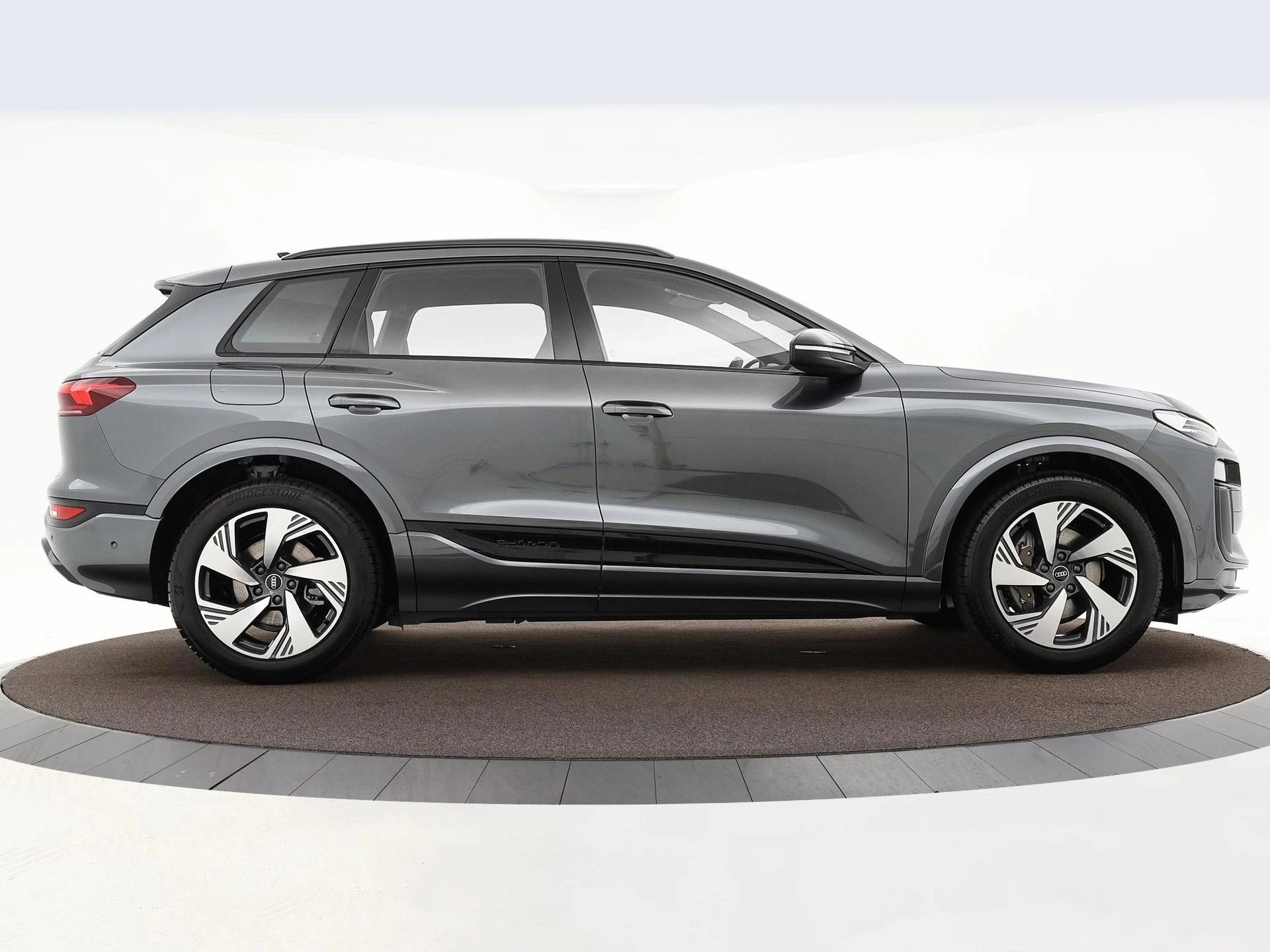 Hoofdafbeelding Audi Q6 e-tron