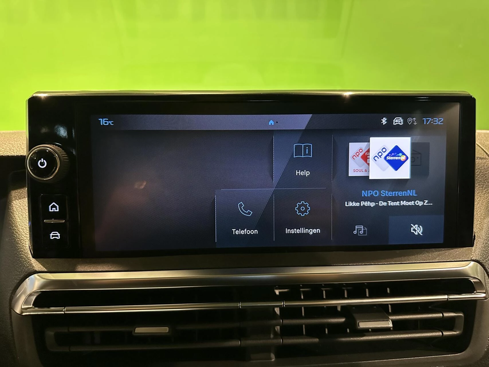 Hoofdafbeelding Peugeot e-Traveller