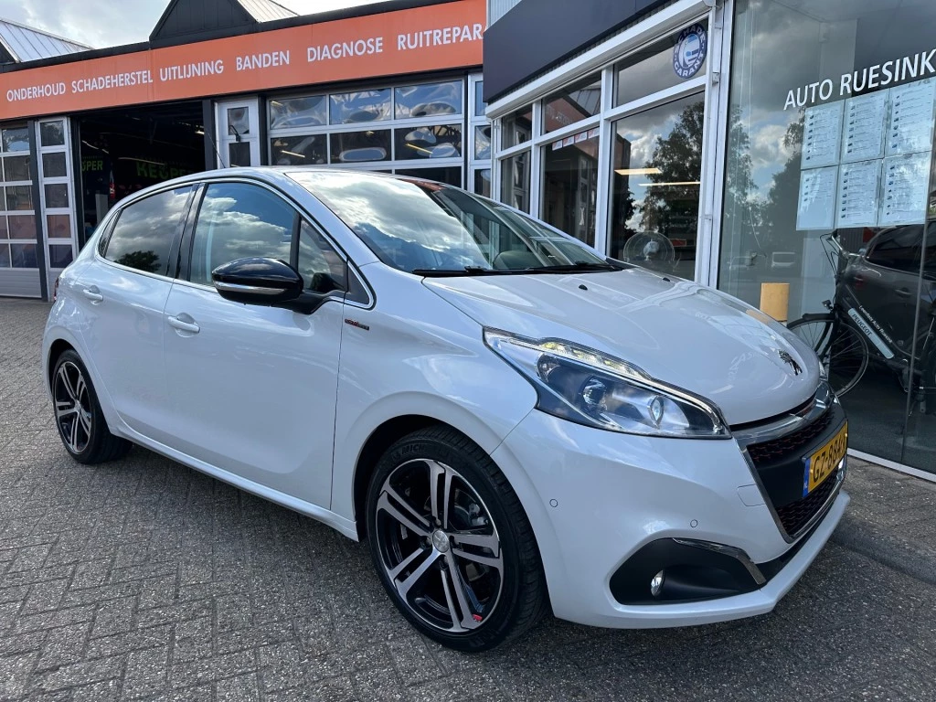 Hoofdafbeelding Peugeot 208