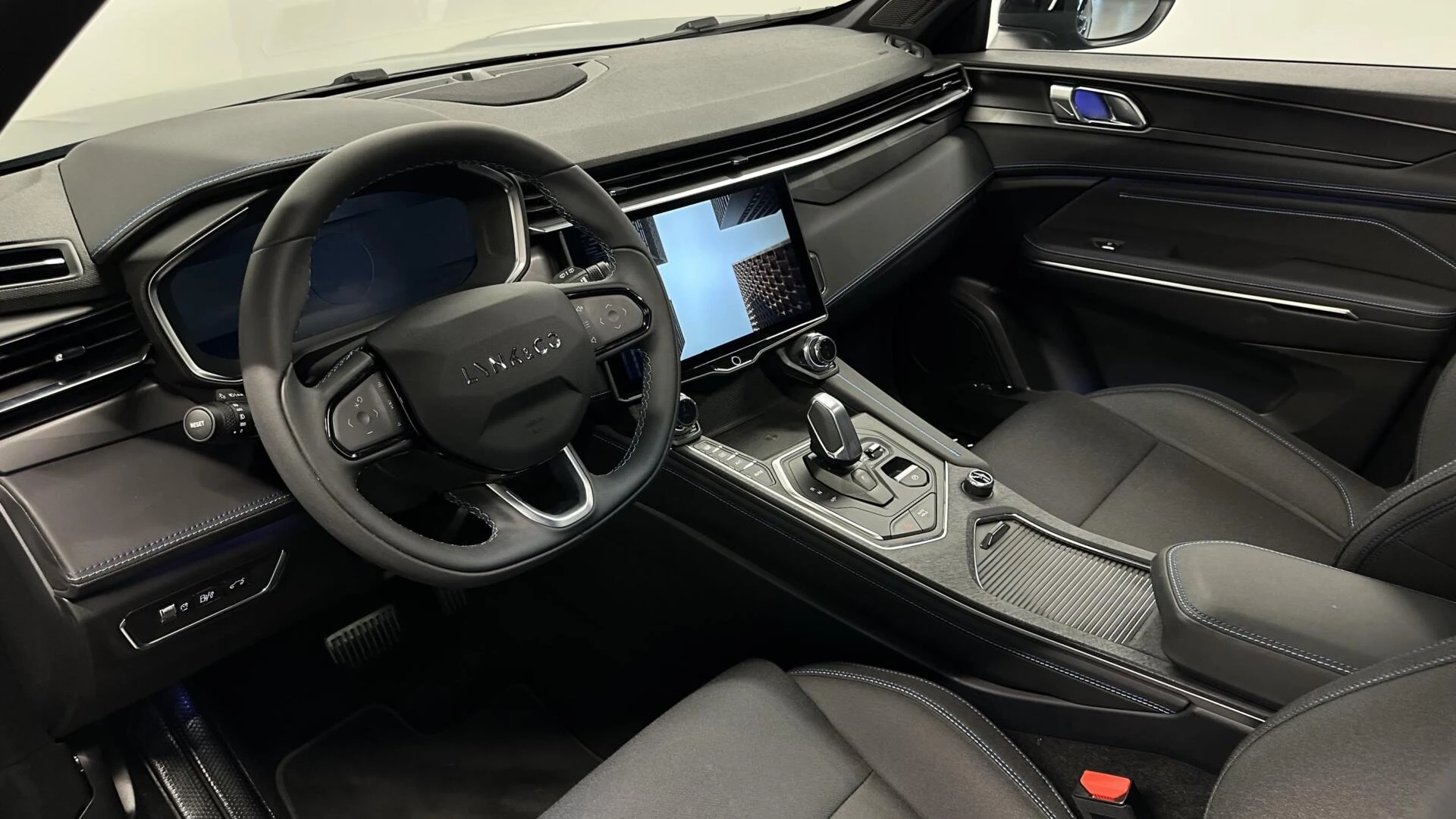 Hoofdafbeelding Lynk & Co 01