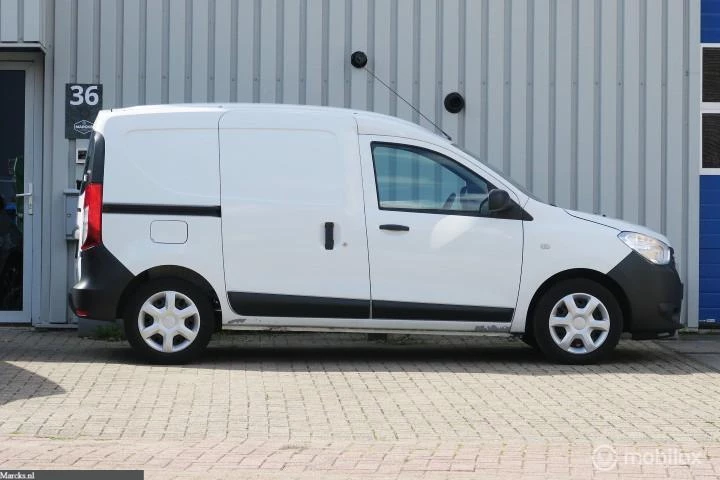 Hoofdafbeelding Dacia Dokker