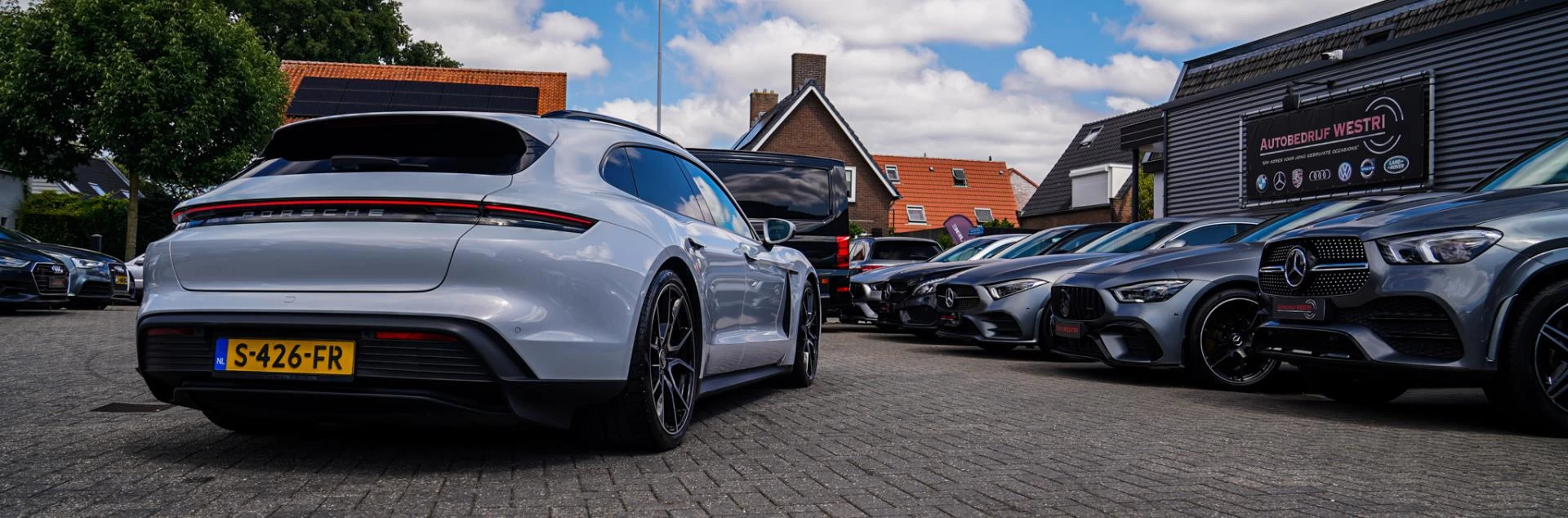 Hoofdafbeelding Porsche Taycan
