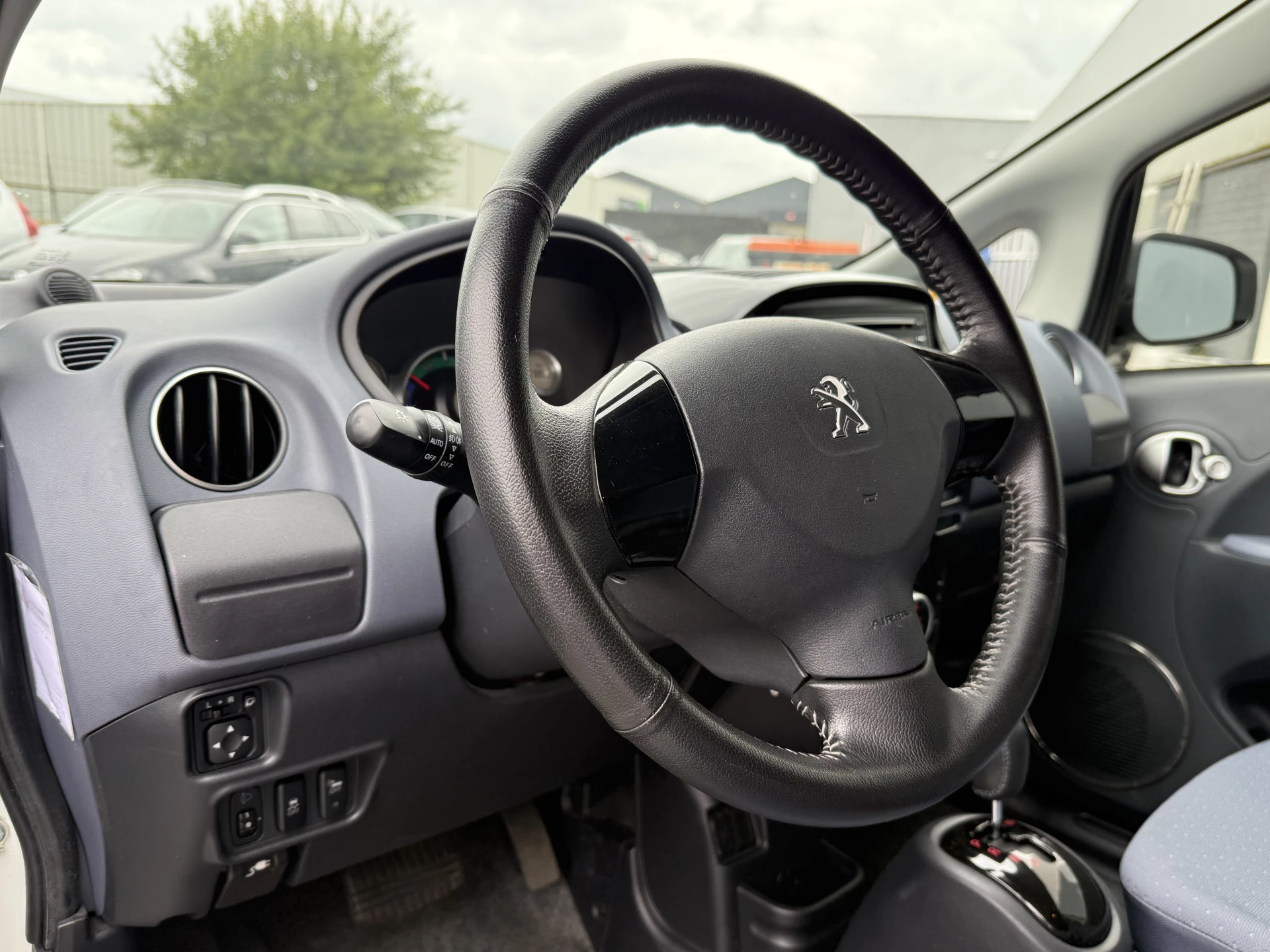 Hoofdafbeelding Peugeot iOn