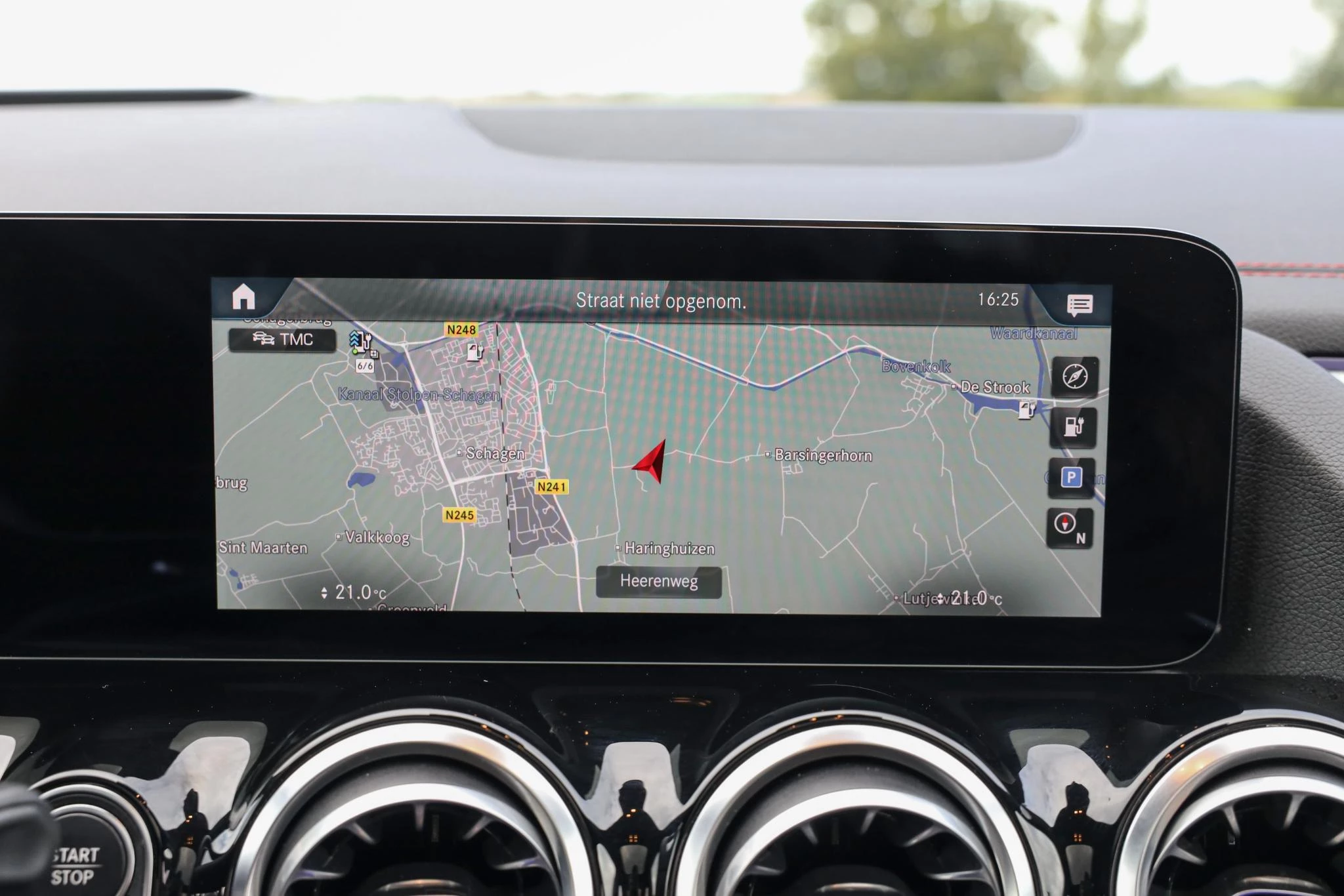 Hoofdafbeelding Mercedes-Benz EQA