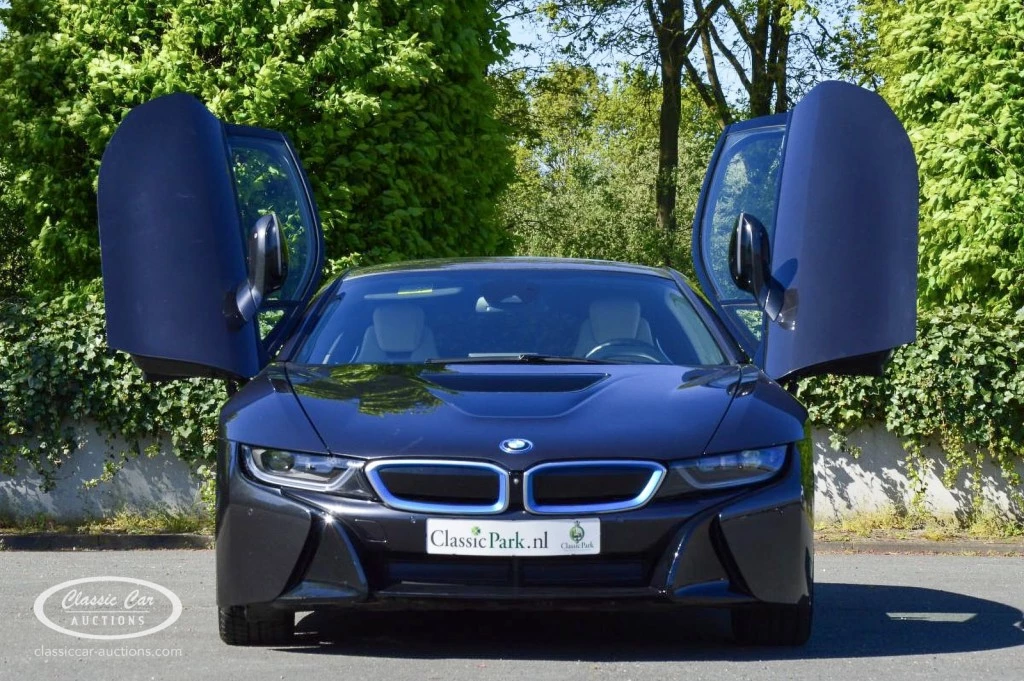Hoofdafbeelding BMW i8