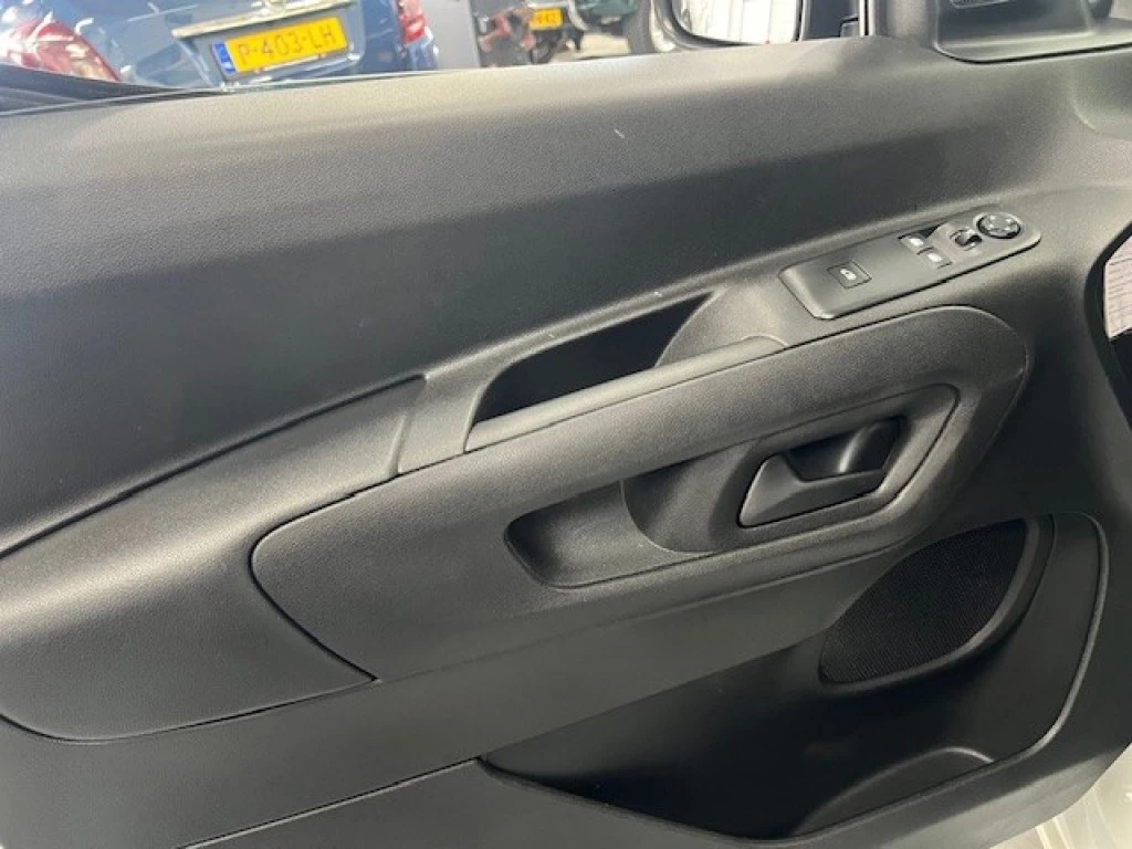 Hoofdafbeelding Peugeot Partner