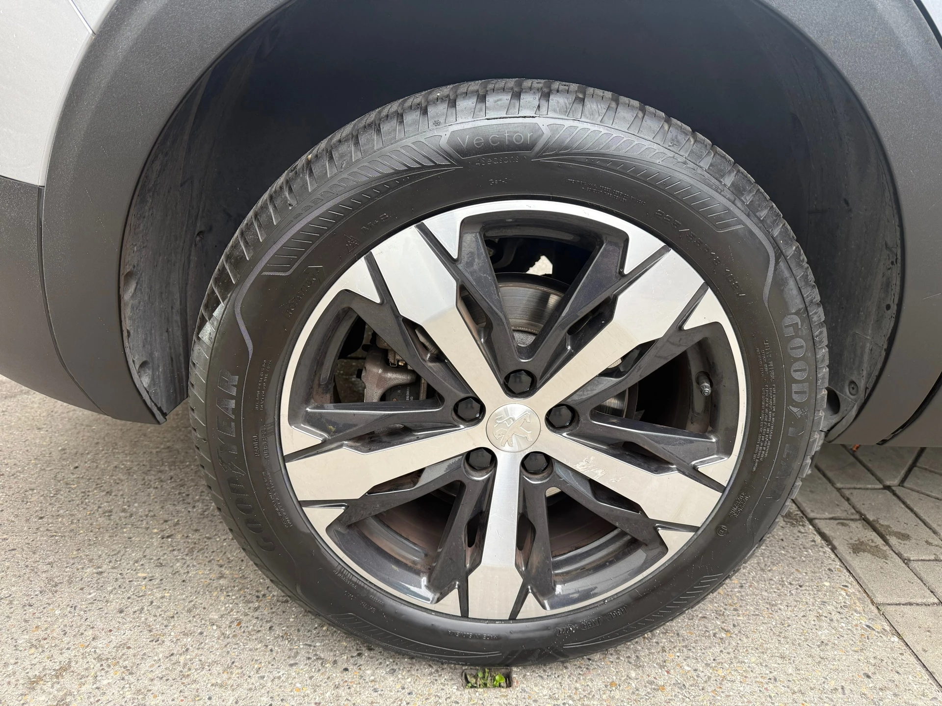 Hoofdafbeelding Peugeot 5008