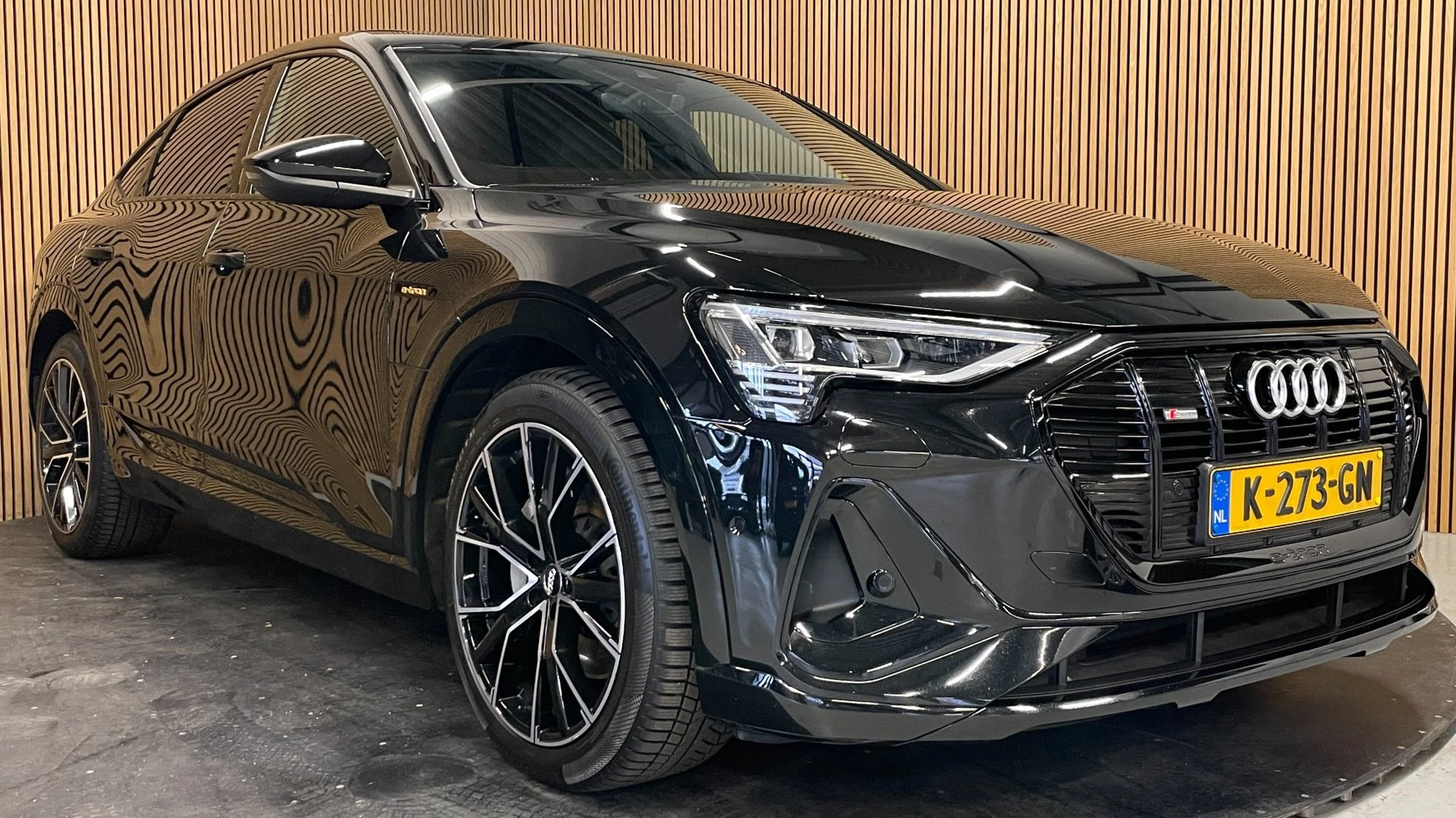 Hoofdafbeelding Audi e-tron