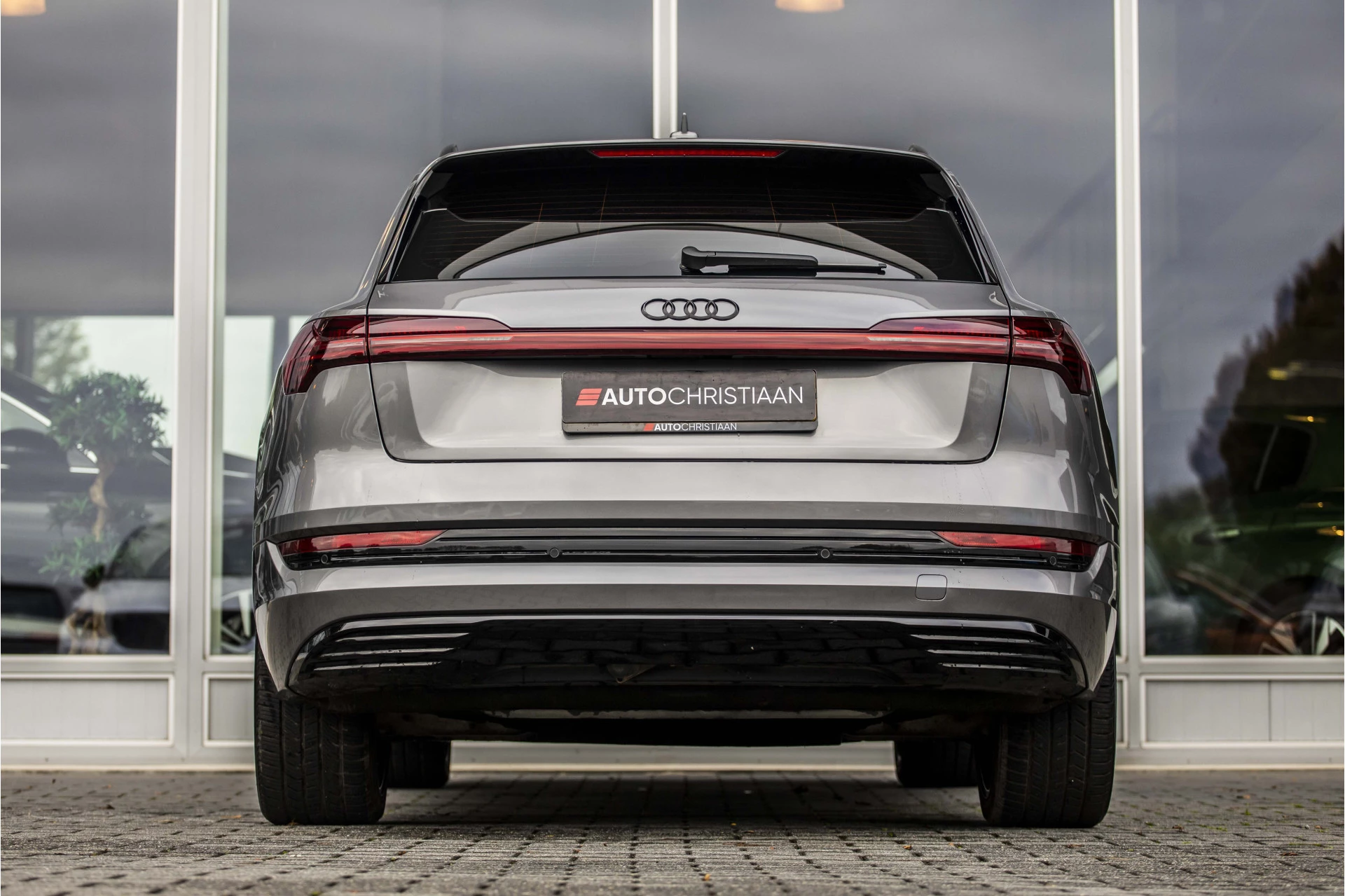Hoofdafbeelding Audi e-tron