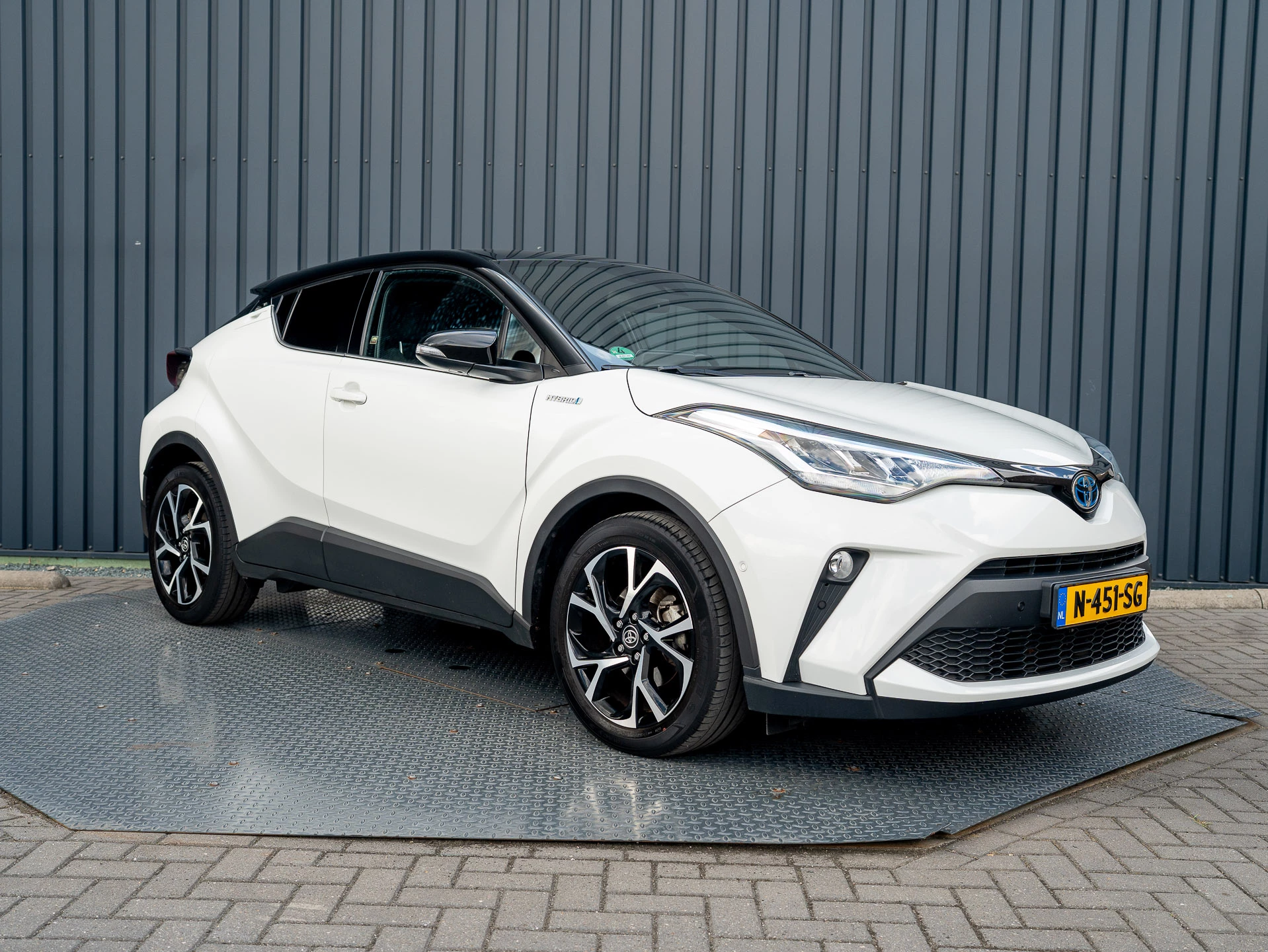 Hoofdafbeelding Toyota C-HR