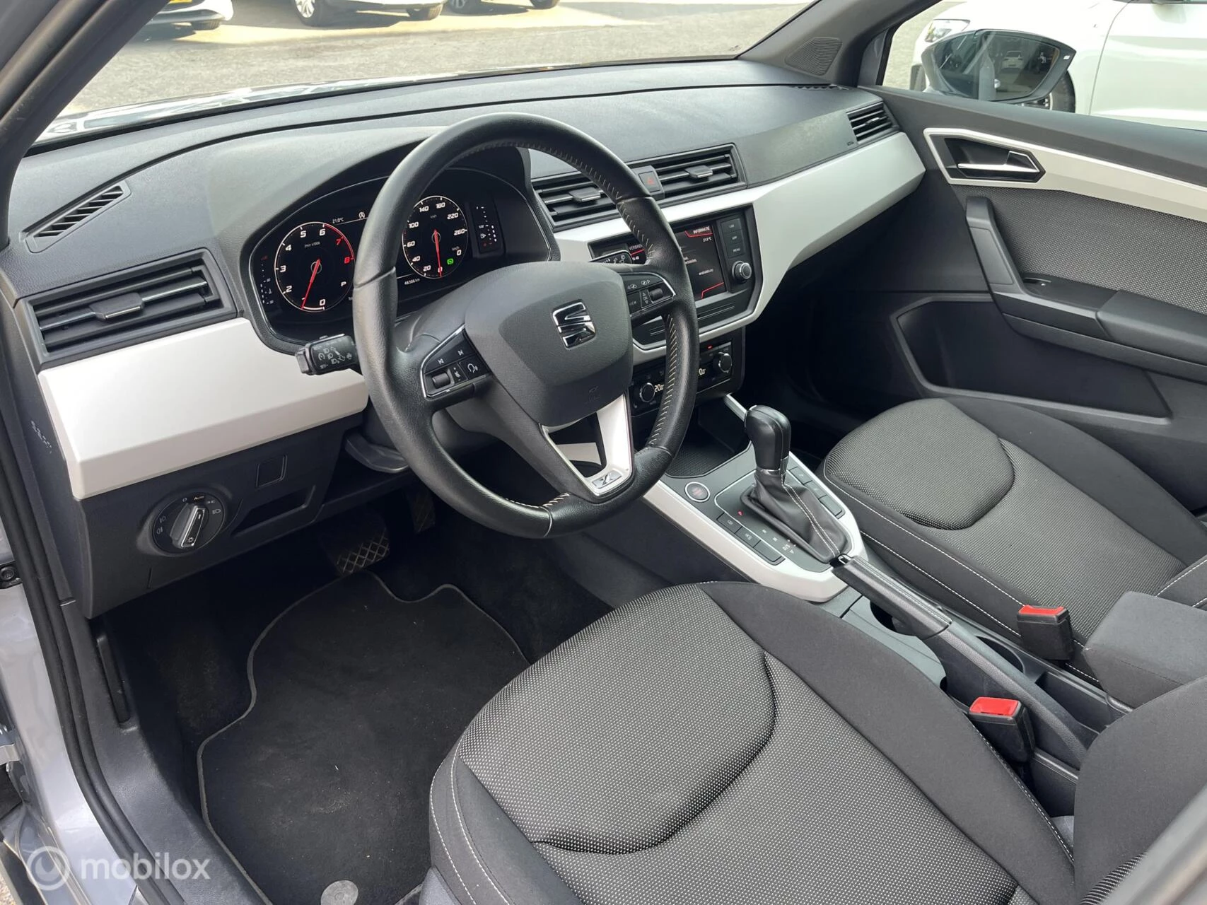 Hoofdafbeelding SEAT Arona