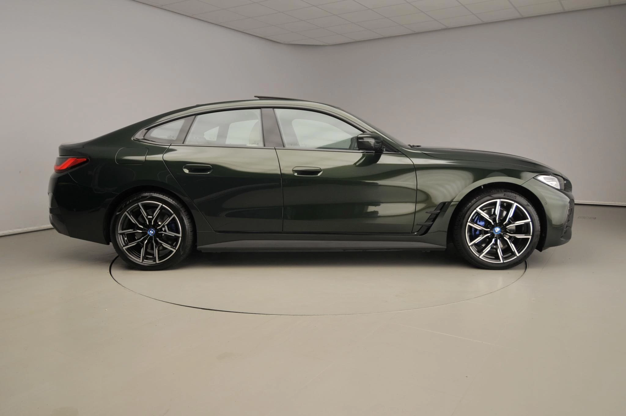 Hoofdafbeelding BMW i4