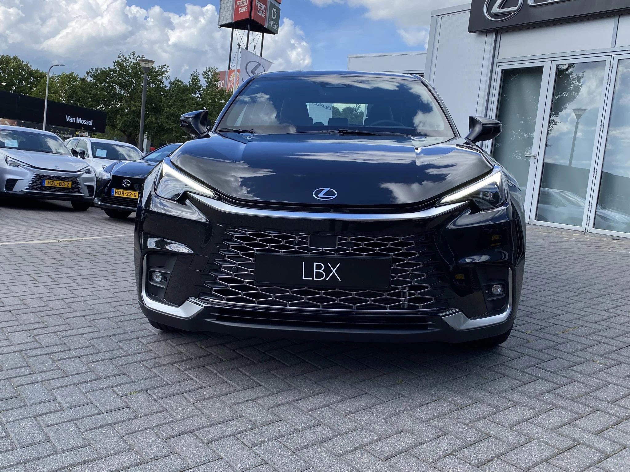 Hoofdafbeelding Lexus LBX