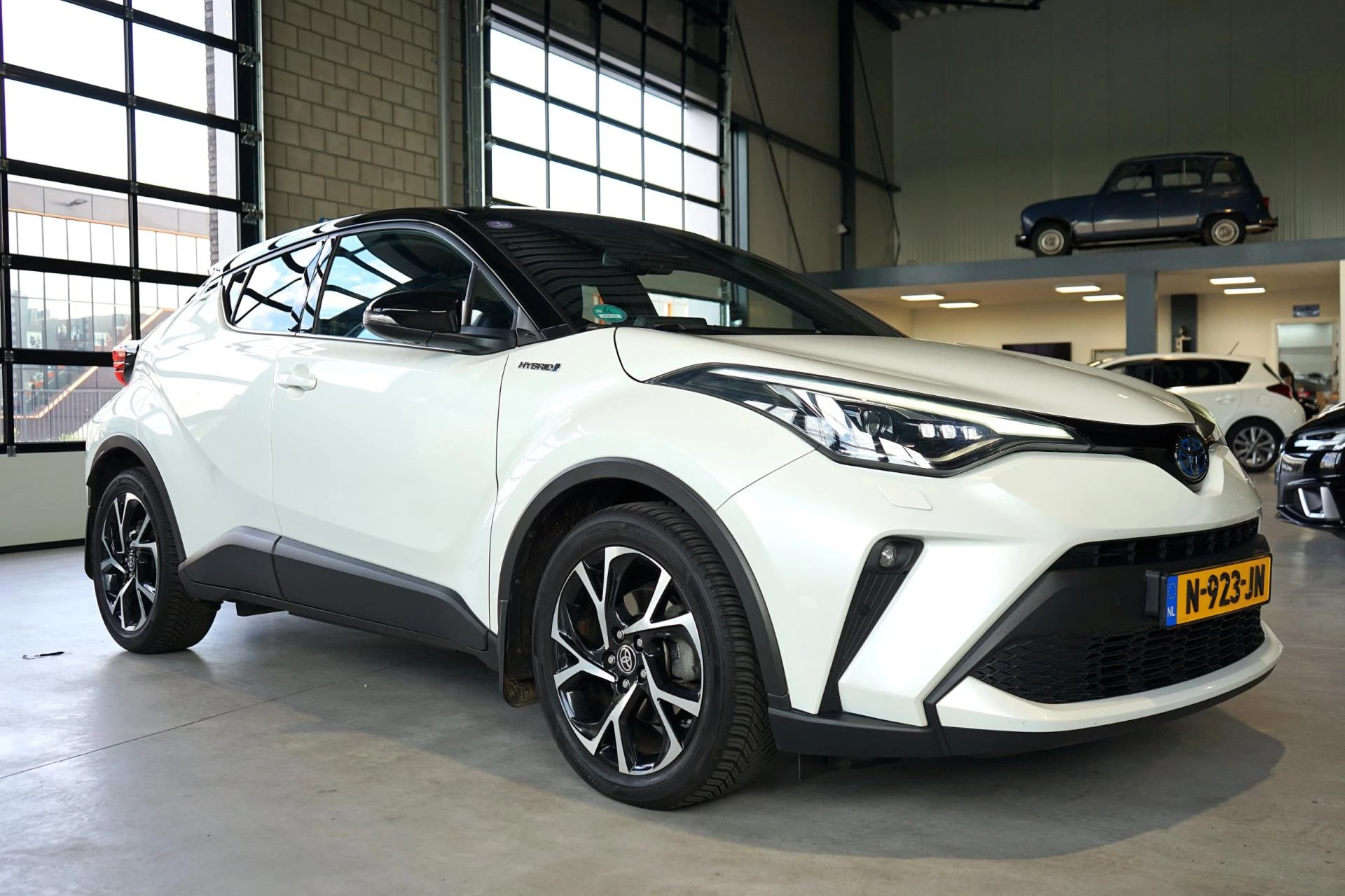 Hoofdafbeelding Toyota C-HR