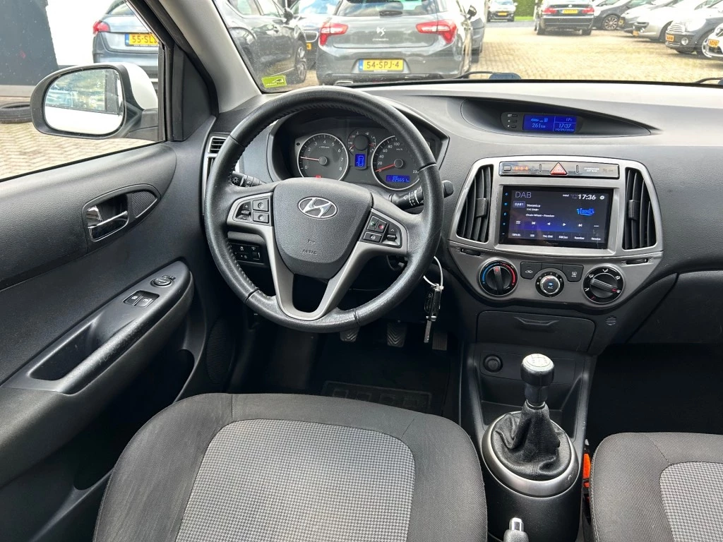 Hoofdafbeelding Hyundai i20