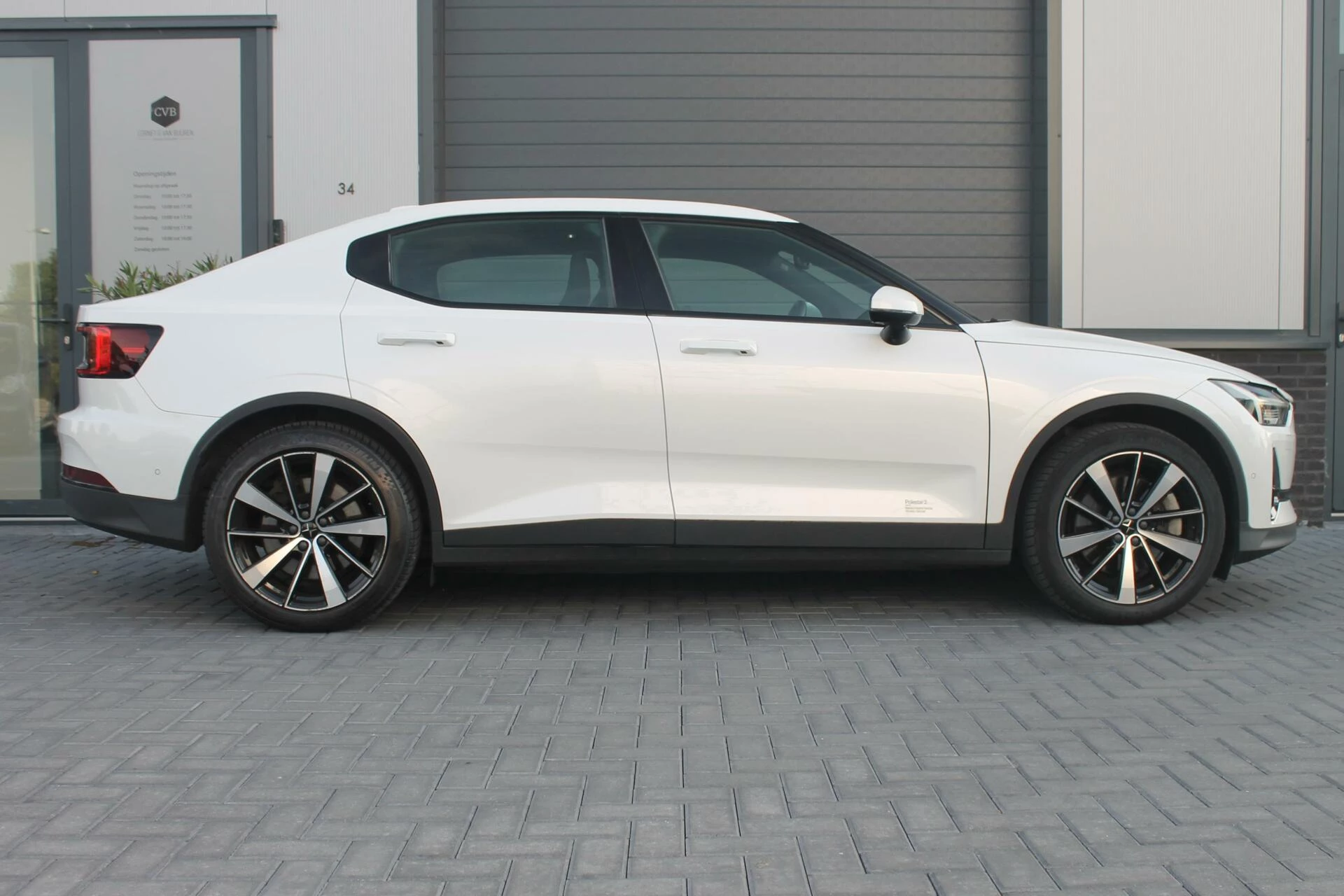 Hoofdafbeelding Polestar 2