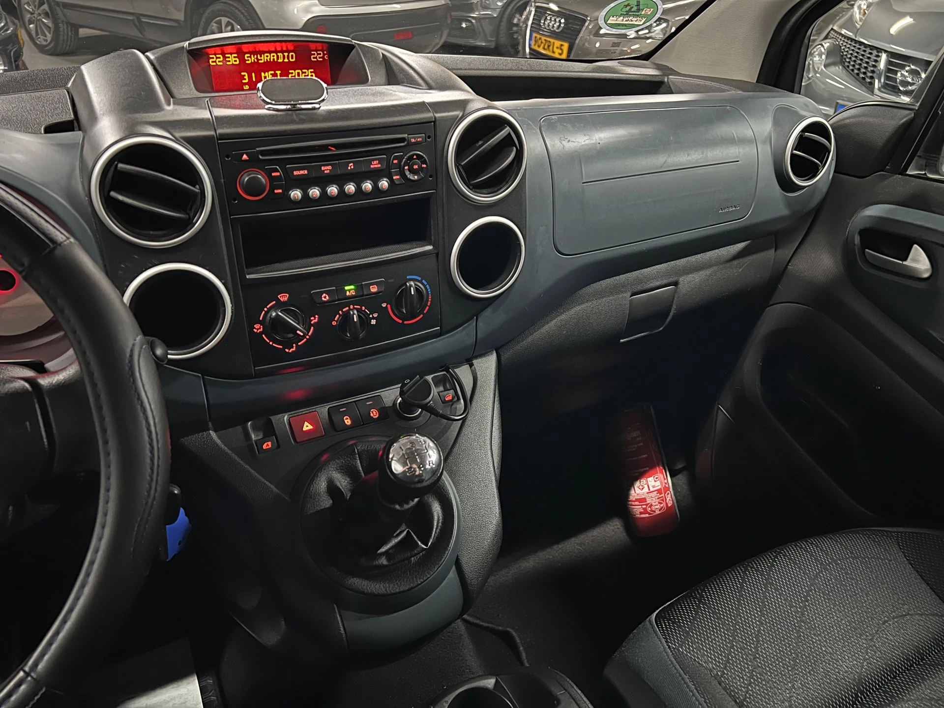 Hoofdafbeelding Peugeot Partner