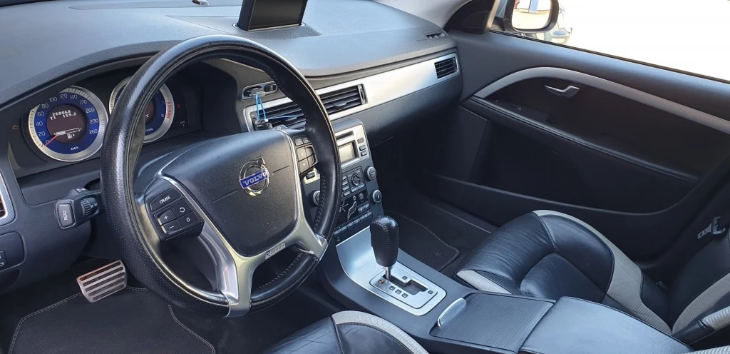 Hoofdafbeelding Volvo V70