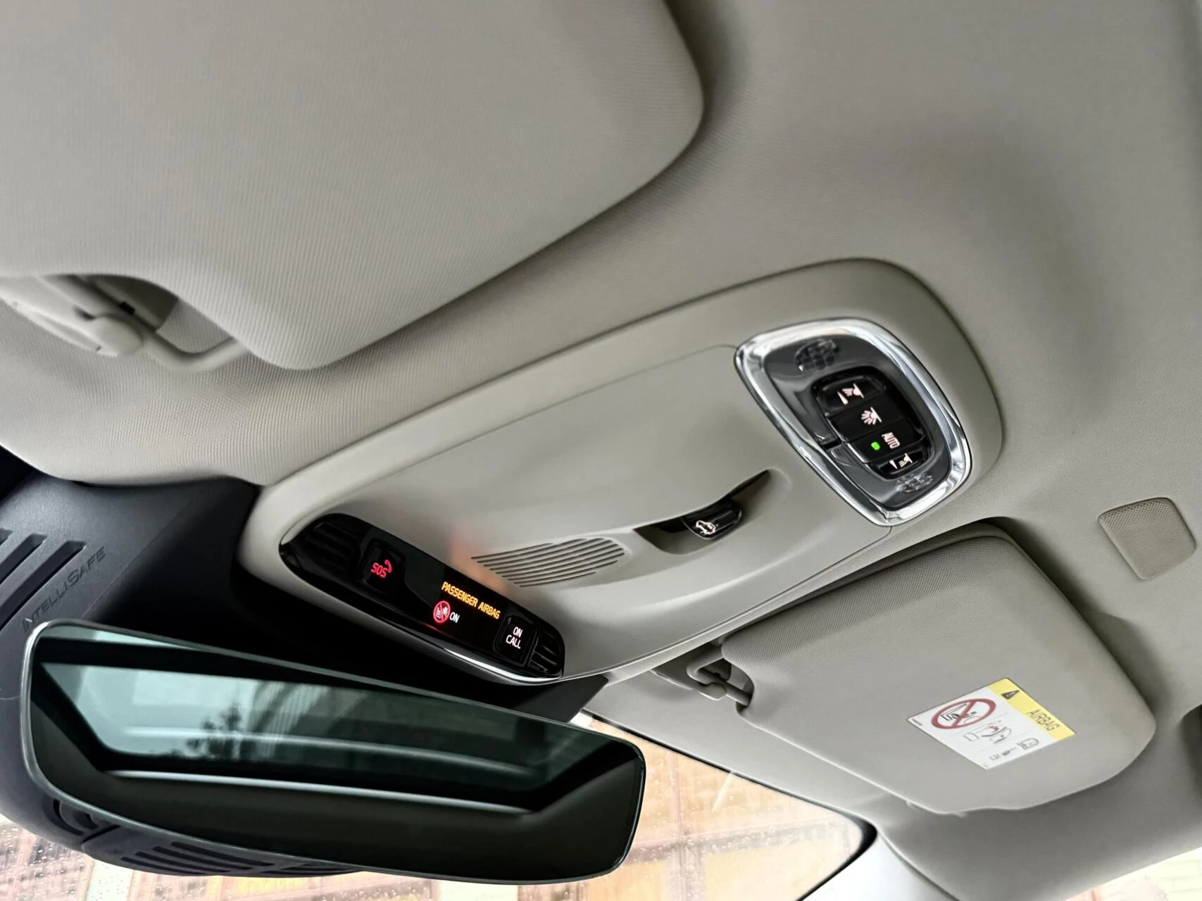 Hoofdafbeelding Volvo V90